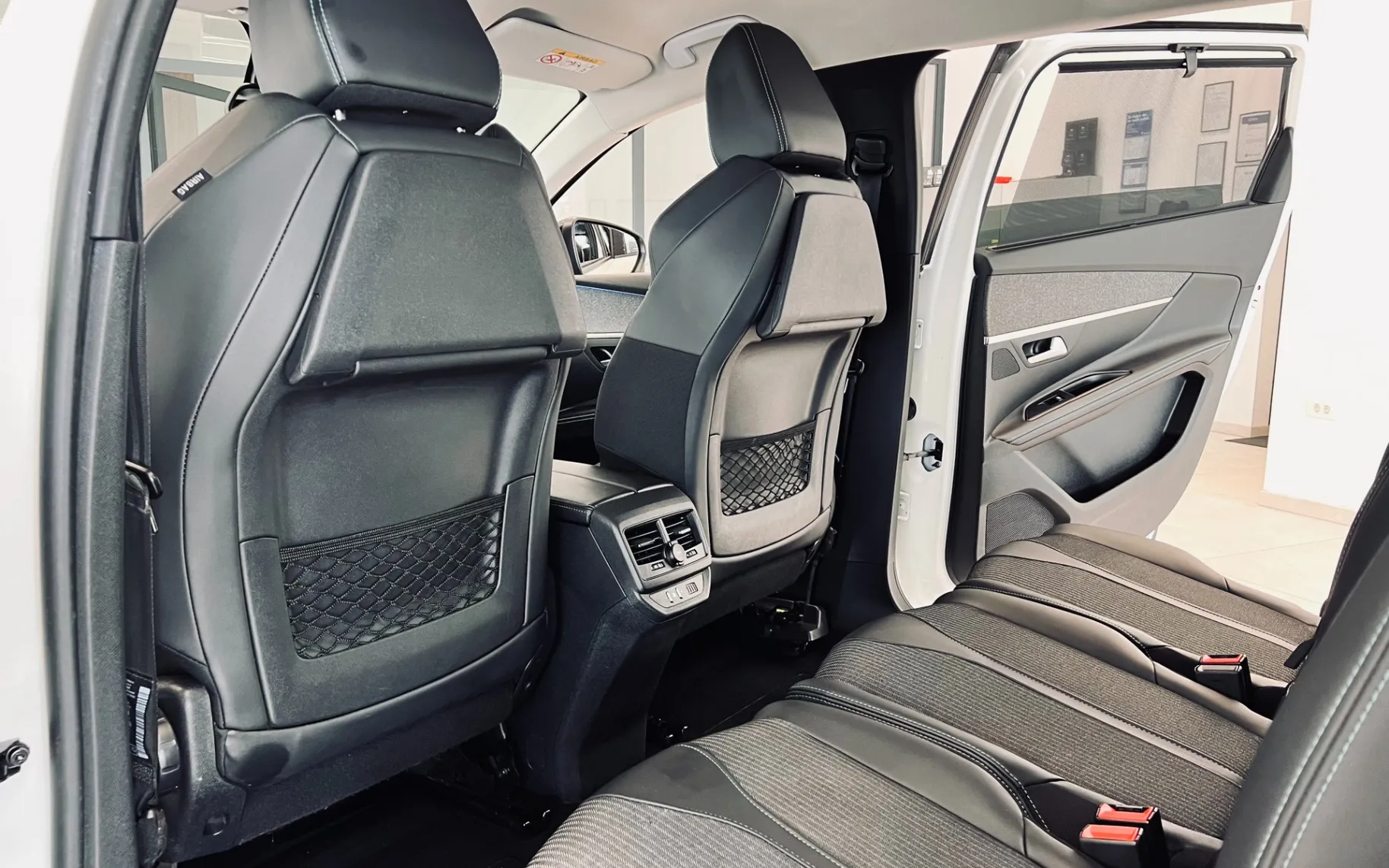 Zunanja slika - Peugeot 5008 - 3008 1,2 PureTech 130 S&S ALLURE Avt. - 12