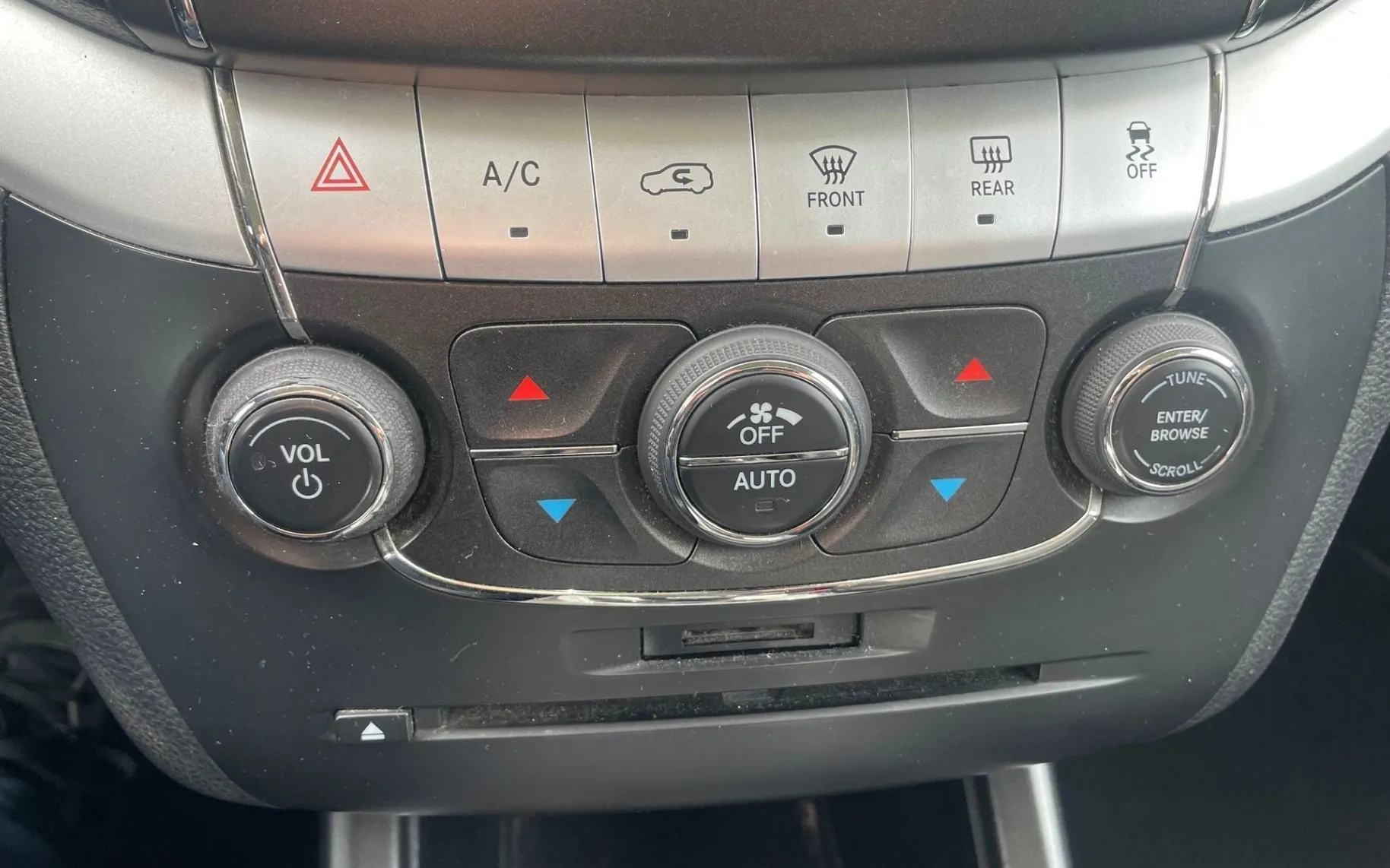 Zunanja slika - Fiat Freemont - 2.0 Multijet 163 AWD NAVI.2XPDC.KAMERA - 7