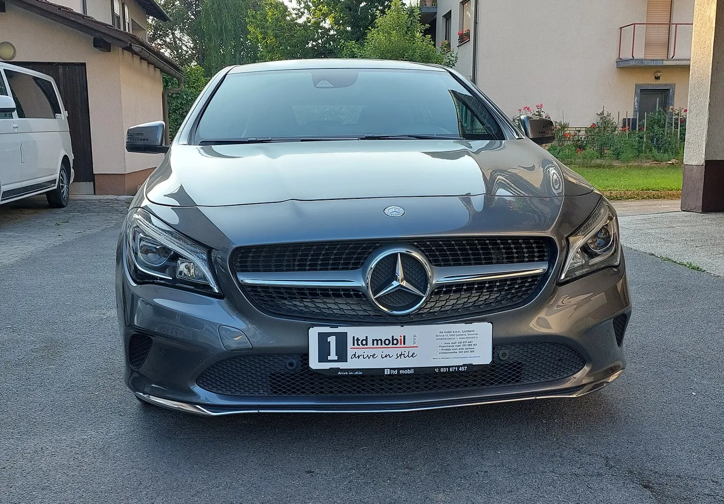 Zunanja slika - Mercedes-Benz CLA-Razred - CLA 200 d 4MATIC Shooting Brake Urban Avt. - 5