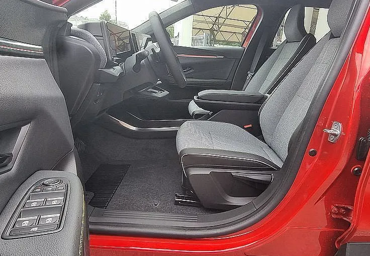 Zunanja slika - Renault Scenic E-tech - Techno E-Tech Electric 170 Standard Range - 9