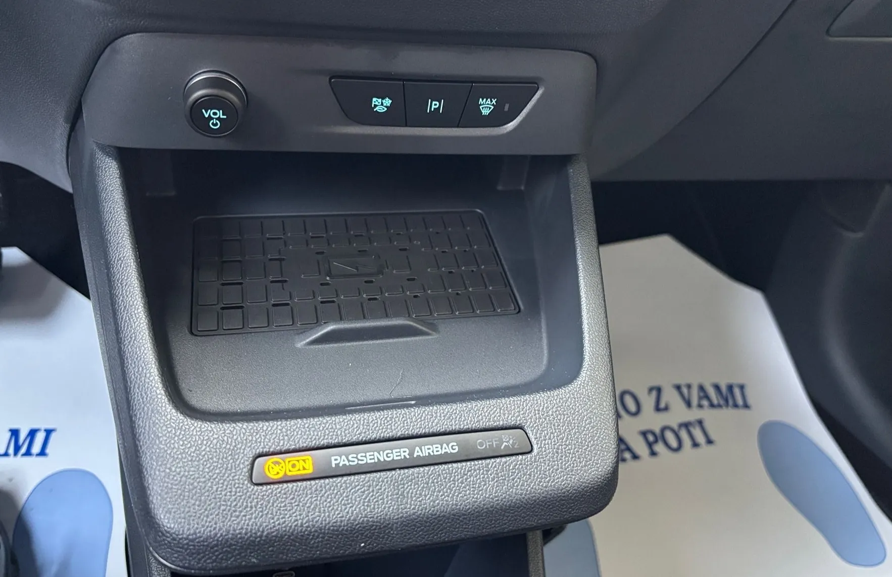 Zunanja slika - Ford Tourneo - Courier E-COURIER ACTIVE 43KWH 136PS FWD - 19