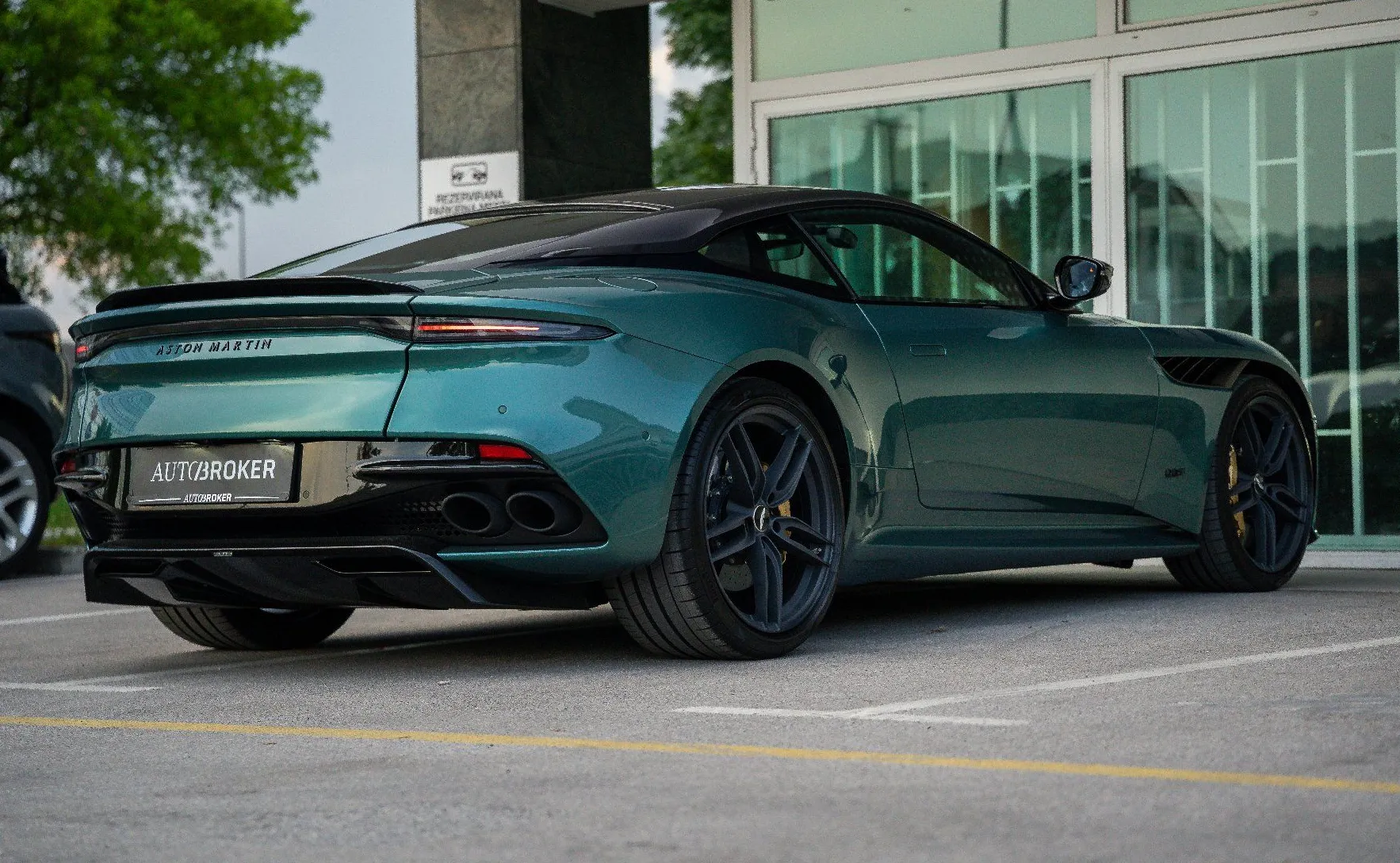 Zunanja slika - Aston Martin DBS - AM RACING GREEN EXT. CARBON BANG OLUFSEN - 5
