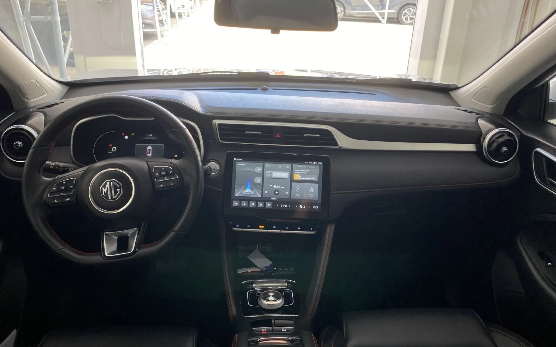 Notranja slika - MG ZS EV - d Luxury 5d 130kW.NEMŠKI.LED.NAVI.KAMERA. - 6