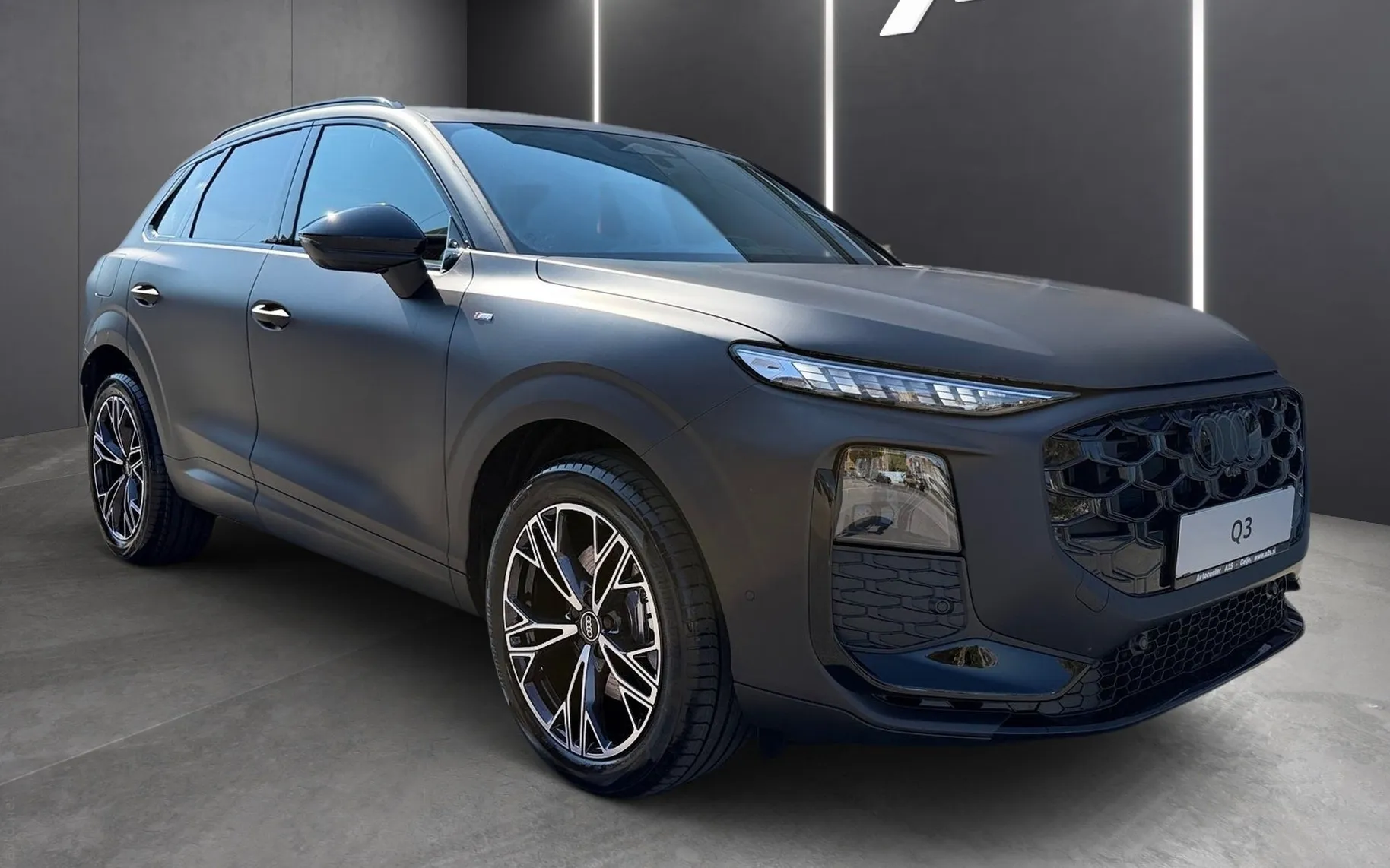Zunanja slika - Audi Q3 - TDI S tronic - 2