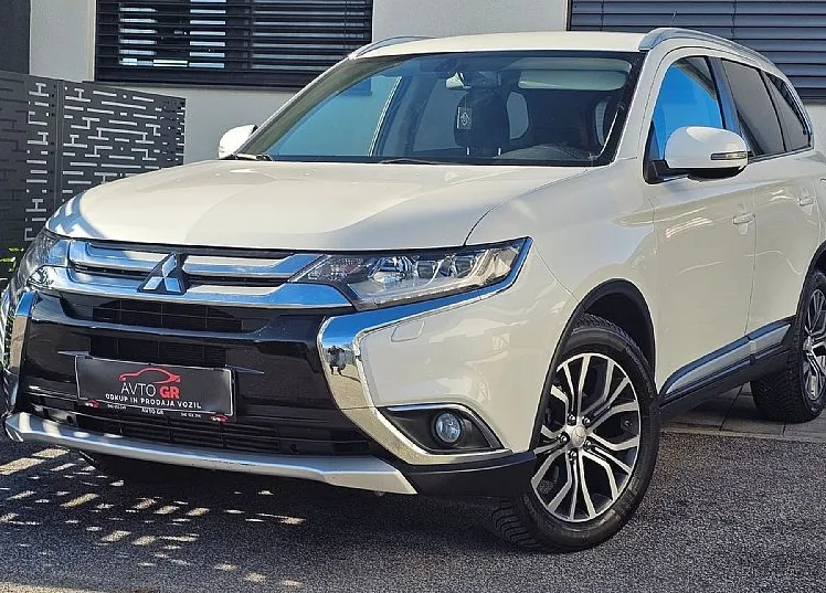 Zunanja slika - Mitsubishi Outlander - 2.2 DI-D 4WD INTENSE+AVT-.KLJUKA- LED-NAVI-PERLA B - 1
