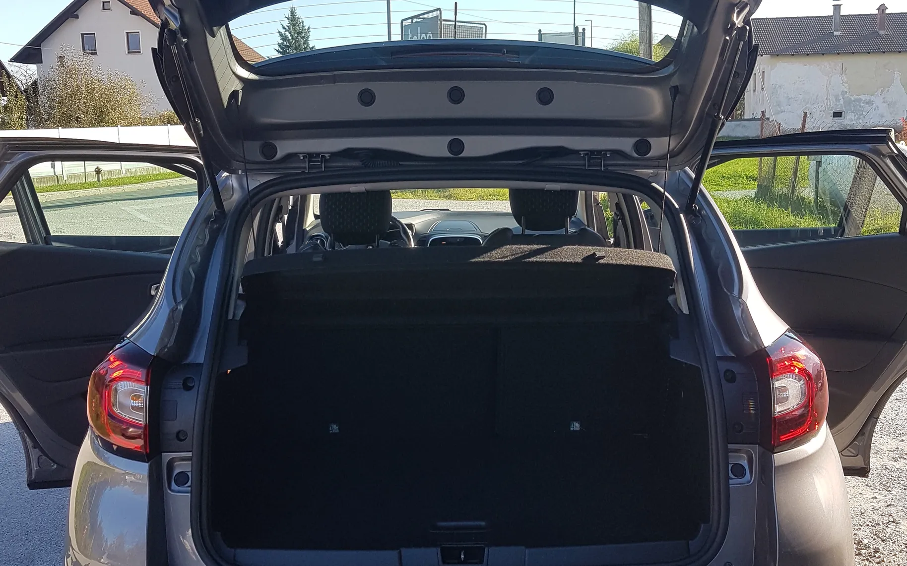 Zunanja slika - Renault Captur - TCe 130 Intens - SLO - 1. LASTNIK - 6