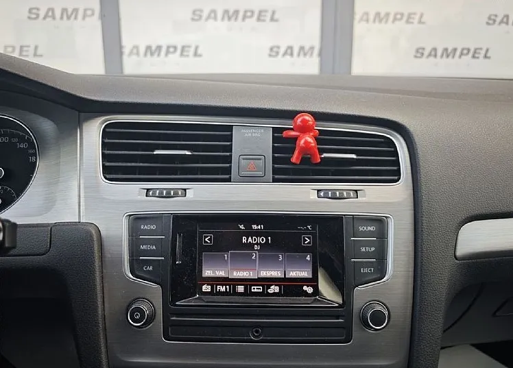 Zunanja slika - VW Golf - 1.6 TDI BMT - SLO - TEMPOMAT - SAMO 150€ MESEČNO - 13