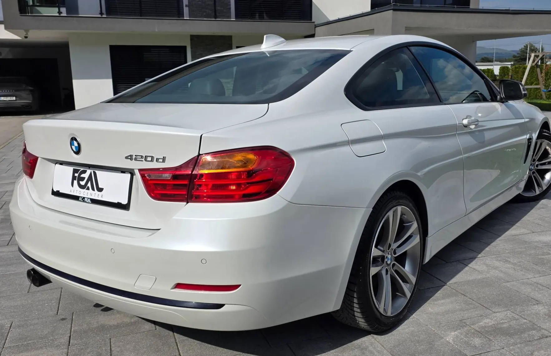 Zunanja slika - BMW Serija 4 - Coupe: 420d-AVT-SPORT LINE-140KW-XENON-LED -USNJE-NAVI- - 4