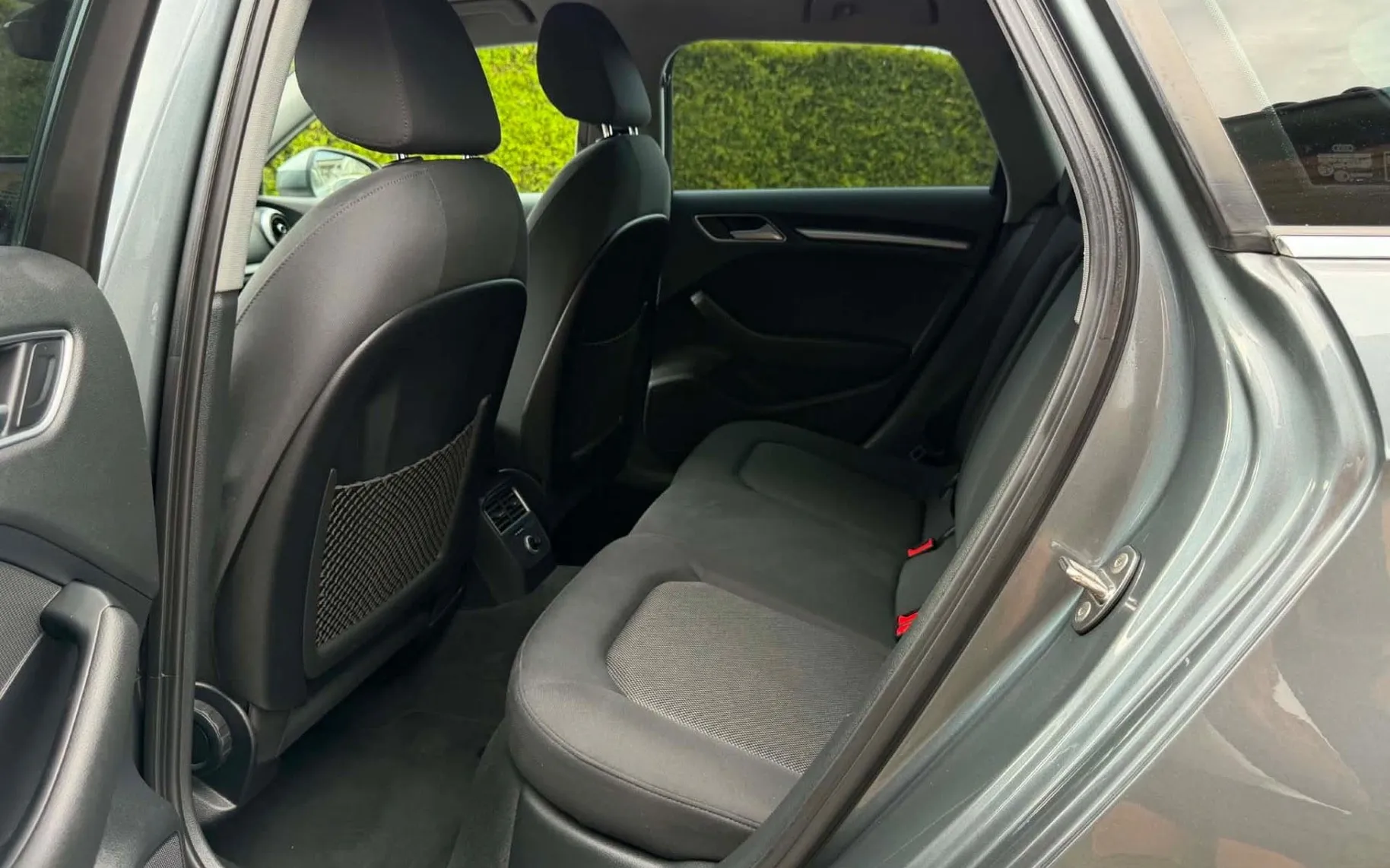 Notranja slika - Audi A3 - 1.6 TDI-NAVI-XENON+LED-LIZING ZA TUJCE-ODLIČEN- - 21
