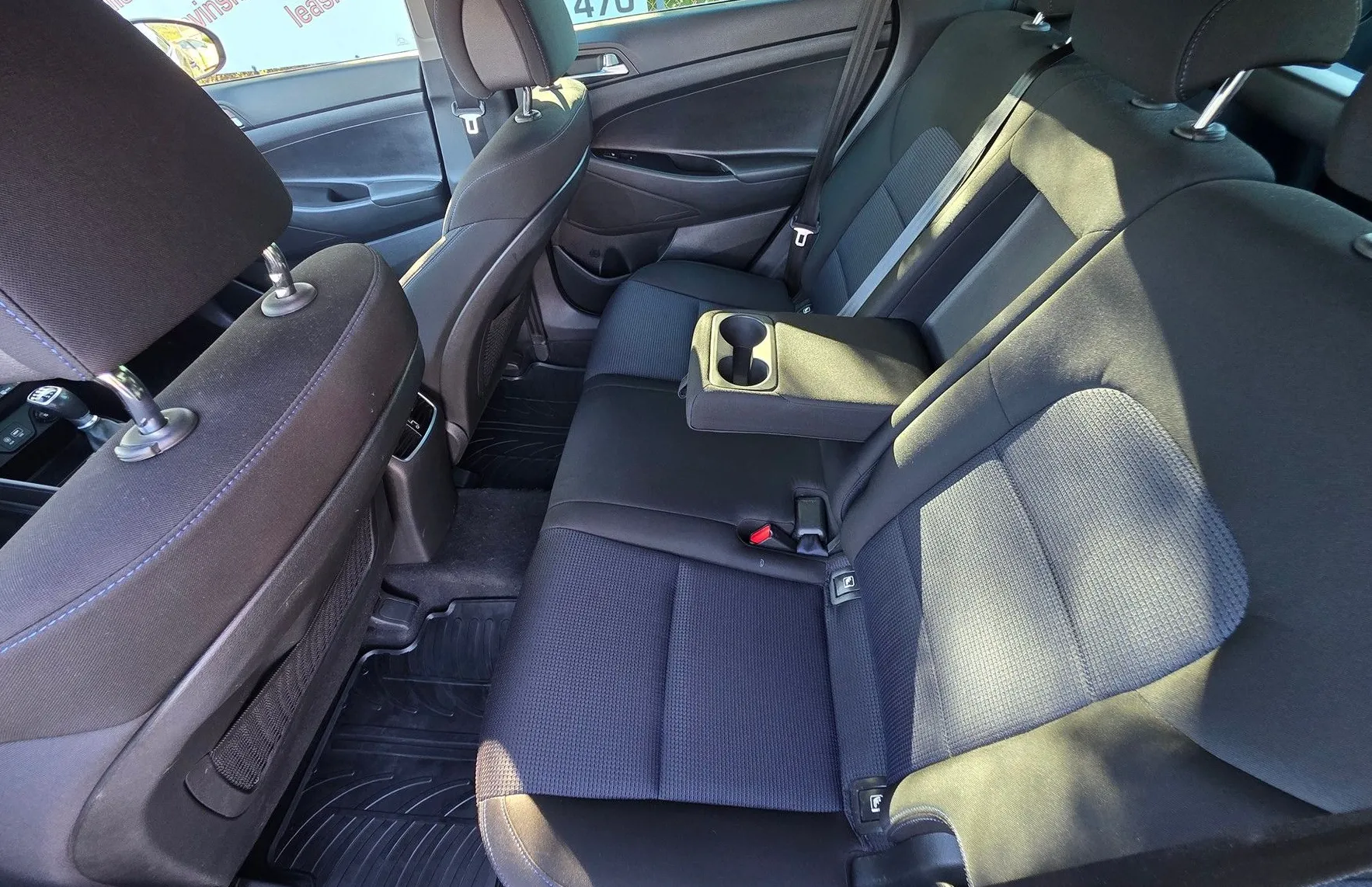 Zunanja slika - Hyundai Tucson - 1.6 GDI PREMIUM LED-KAMERA-NAVI-ALU-SLOVENSKI - 14
