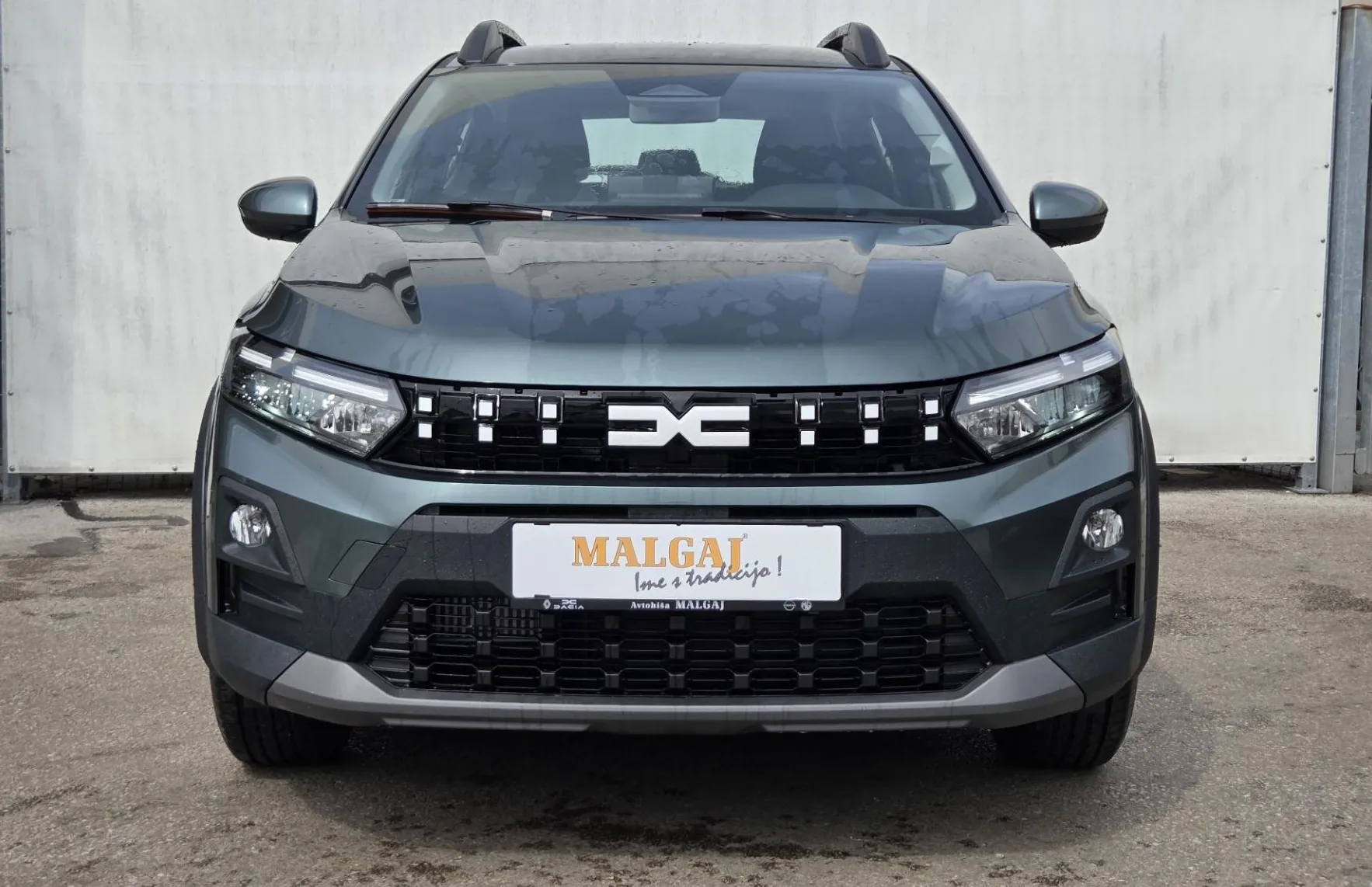 Zunanja slika - Dacia Sandero - Stepway Expression TCe110 + Paket Zima - 2
