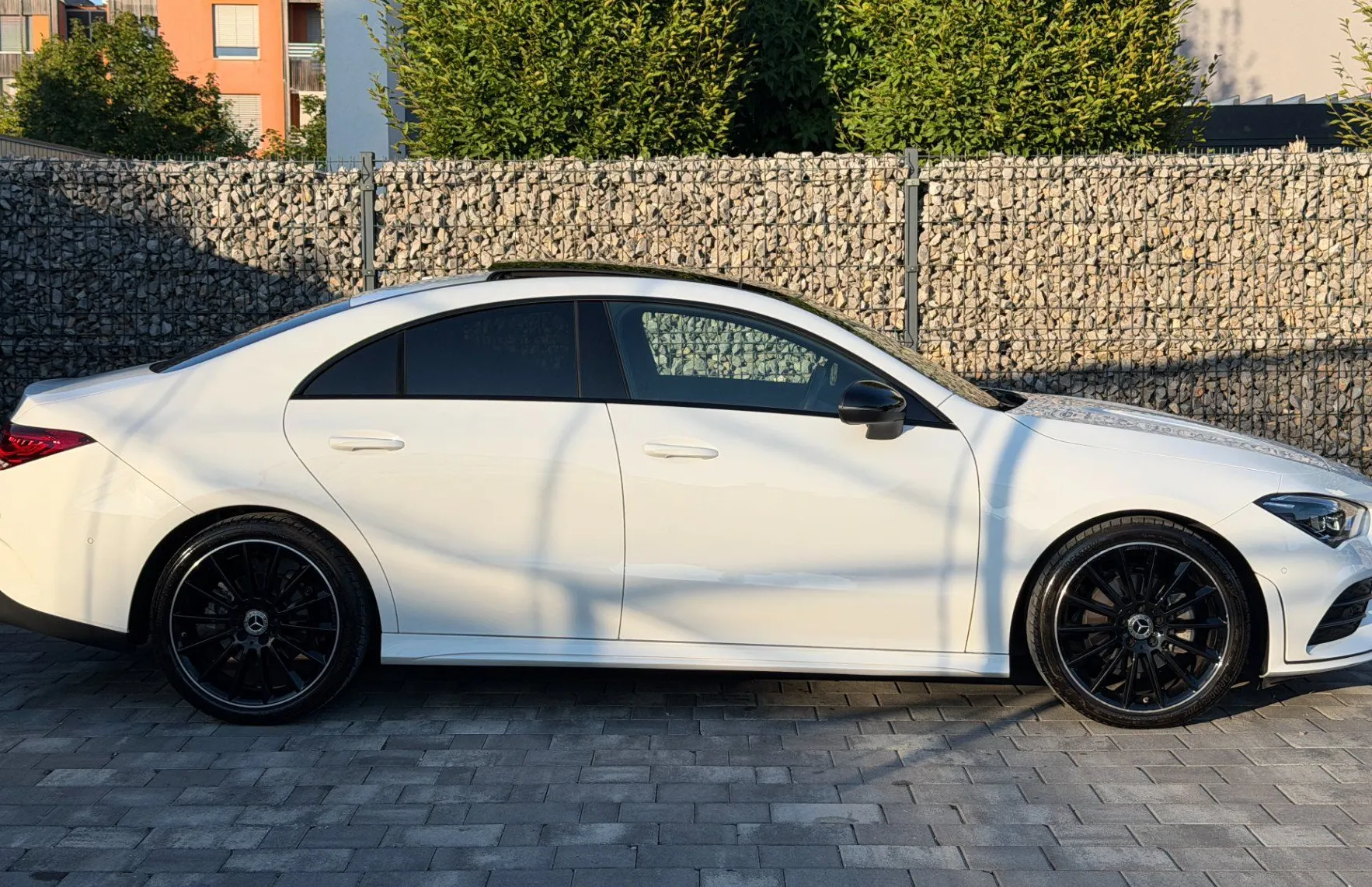 Zunanja slika - Mercedes-Benz CLA-Razred - 200|AMG LINE|COUPE|TOV.GAR|PANO|KAM|GR.SED - 8