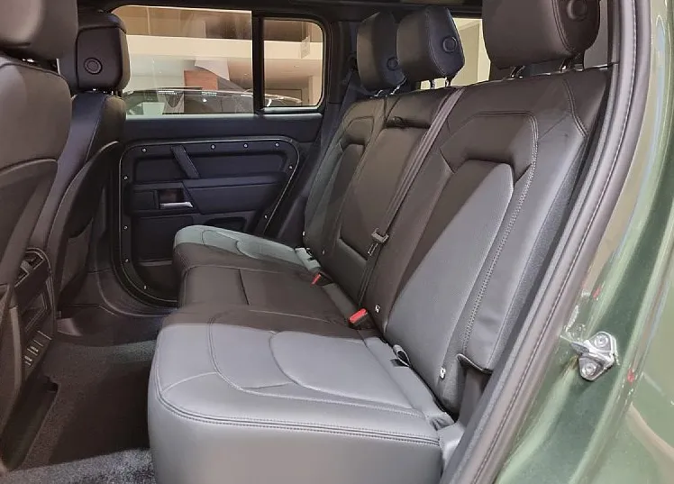 Zunanja slika - Land Rover Defender - 110 X-Dynamic HSE 3.0 D350 MHEV AWD - 8