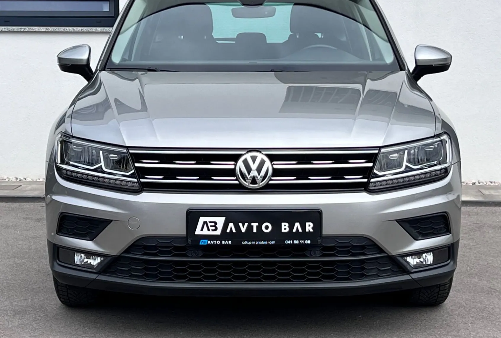 Zunanja slika - VW Tiguan - 1.4 TSI+1.LAST+SLO+LED+ACC+R.KAMERA - 2