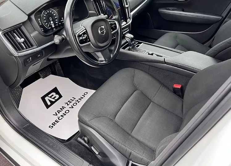 Zunanja slika - Volvo V90 - 2.0D+ACC+FULL LED++NAVI+PDC+KLJUKA+NOVE PNEVMATI.. - 9