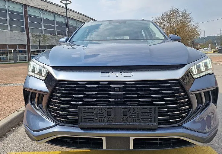 Zunanja slika - BYD Sealion 5 - DM-i COMFORT PHEV - skupni doseg 992 km - 6