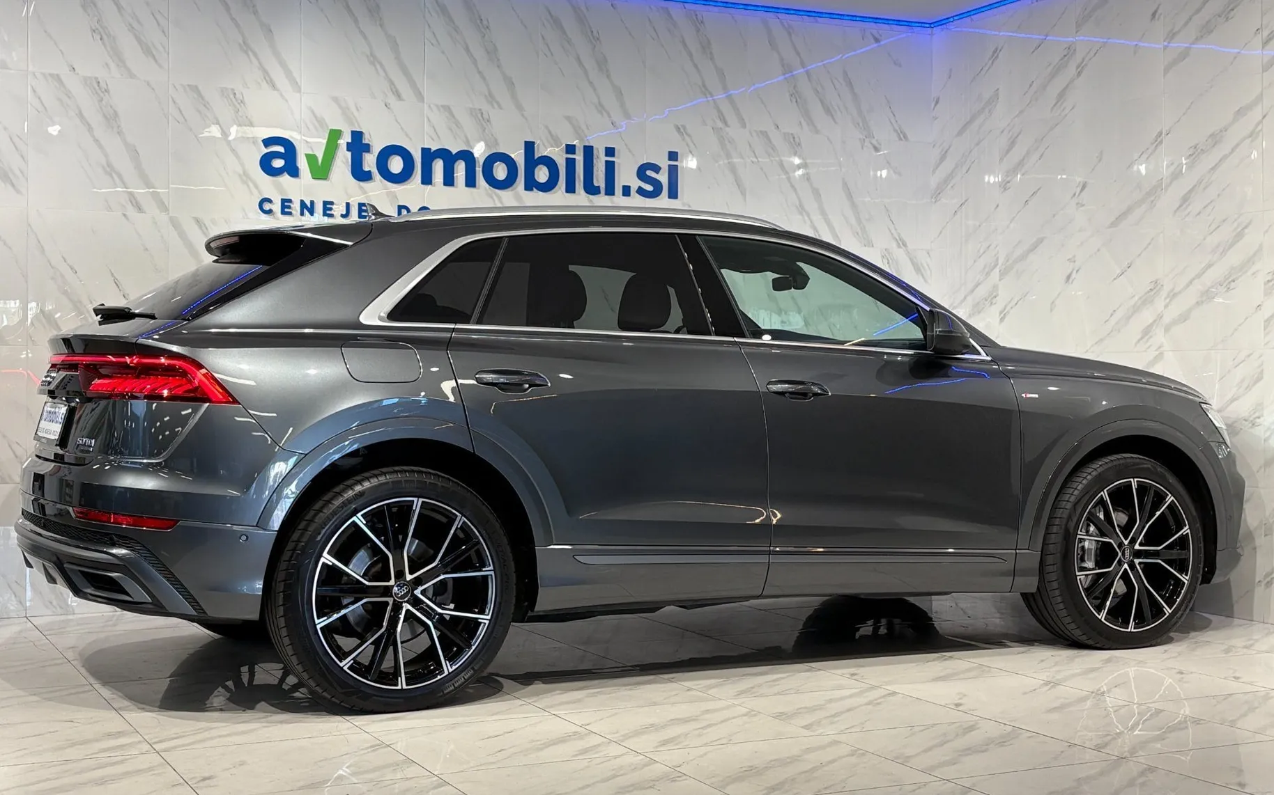 Zunanja slika - Audi Q8 - 50TDI|Q|S-Line|360K|Matrix|SoftC|Zračno|BangO|SLO| - 5