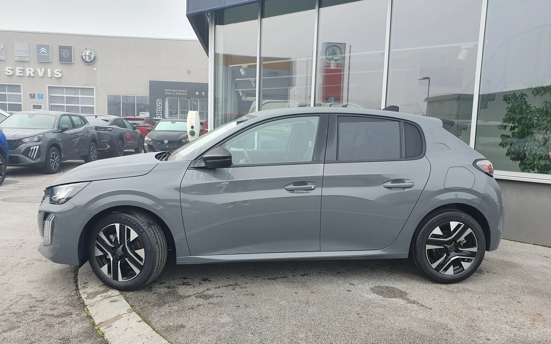 Zunanja slika - Peugeot 208 - Allure1.2 Turbo 100 - NA ZALOGI - 10