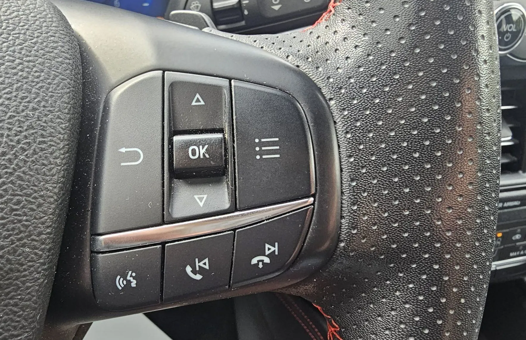 Zunanja slika - Ford Kuga - 2.0 EcoBlue ST-Line X Avt.|alcantara|2xPDC+kamera| - 14