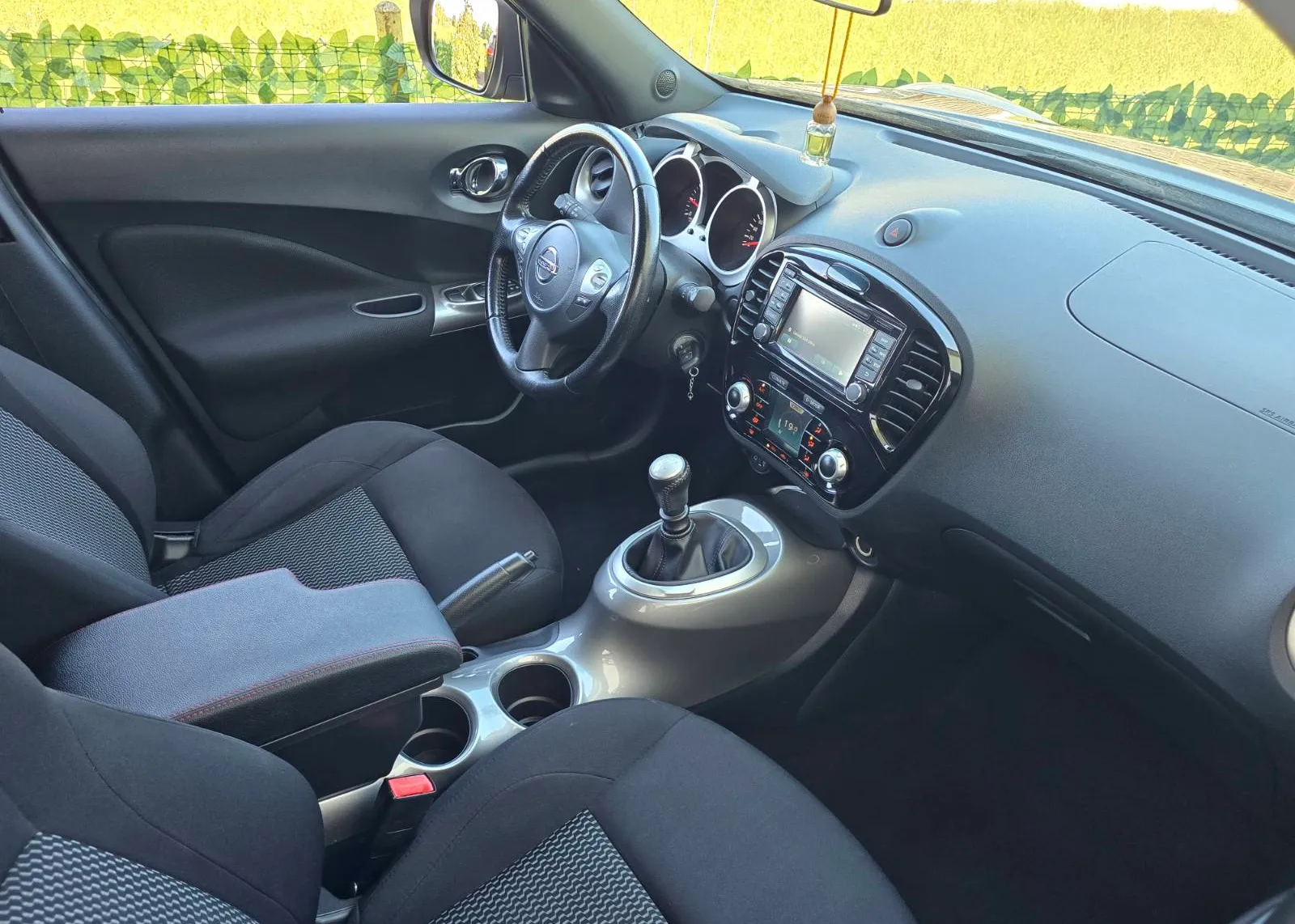 Notranja slika - Nissan Juke - 1.2 DIG-T - 6