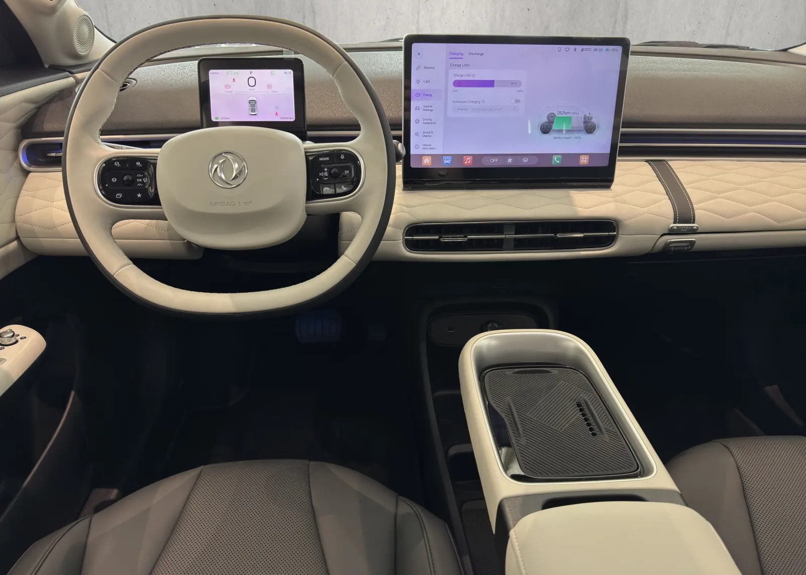 Zunanja slika - Dongfeng Box - 42.3 kWh + 360 kamera + tempomat + memory - 3