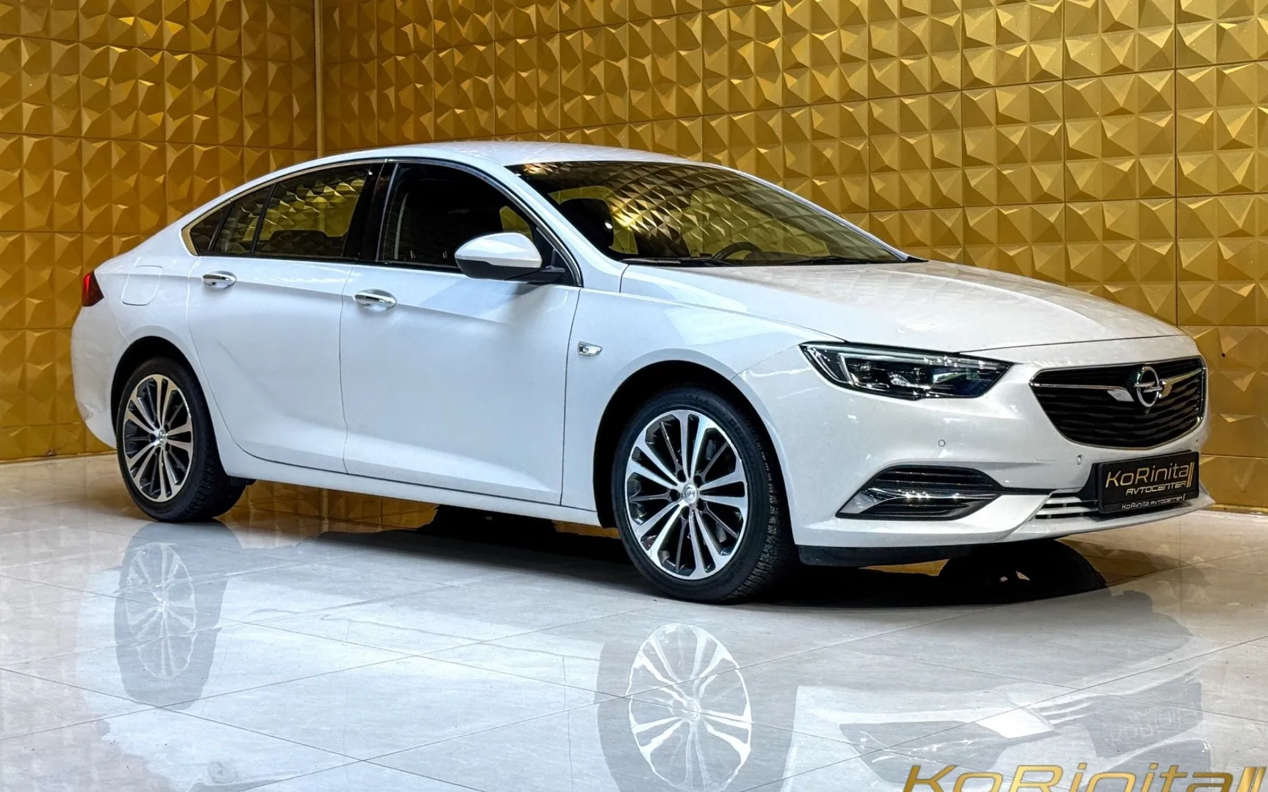 Zunanja slika - Opel Insignia - 2.0 CDTI AUT. HEADUP-KAMERA-BOSE-GRETJE VOLANA - 1
