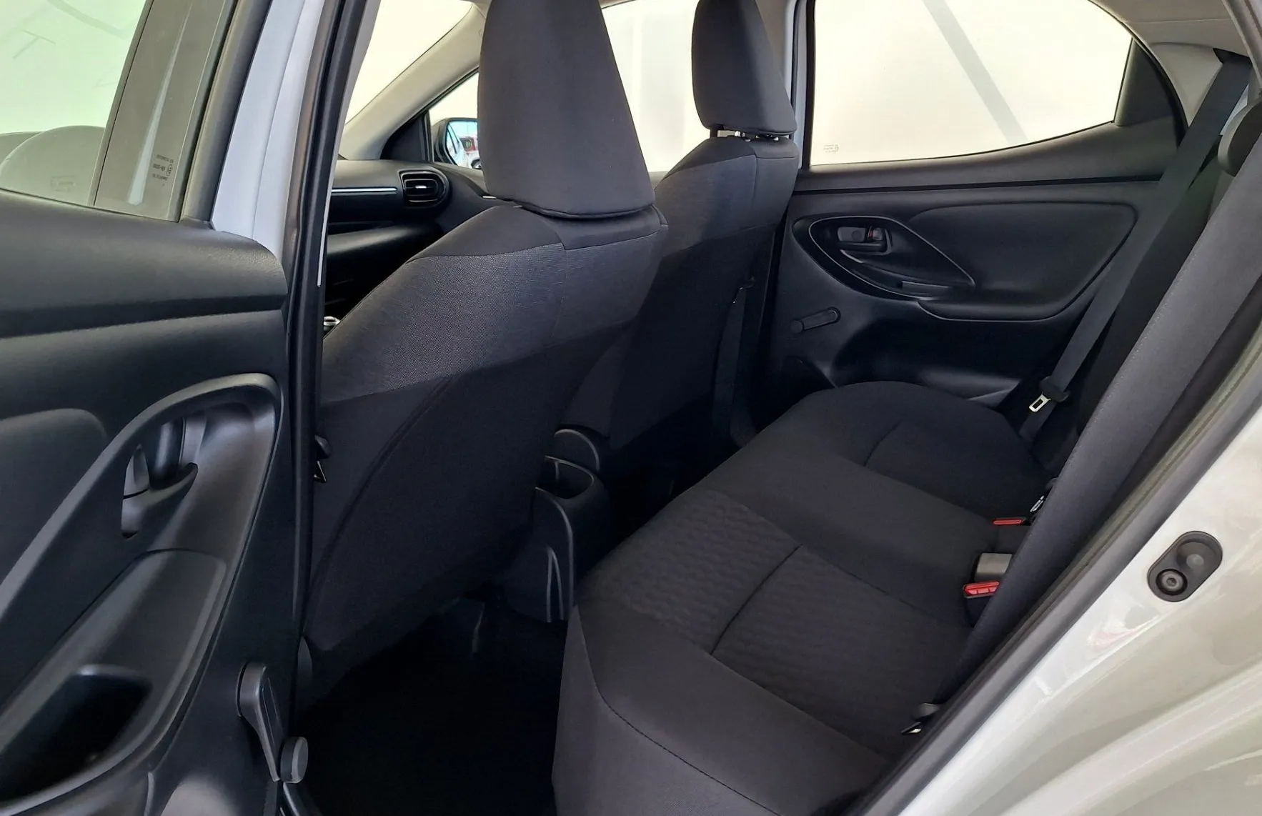 Zunanja slika - Toyota Yaris - 1.5 VVT-iE Stella •Slovensko vozilo•... - 12