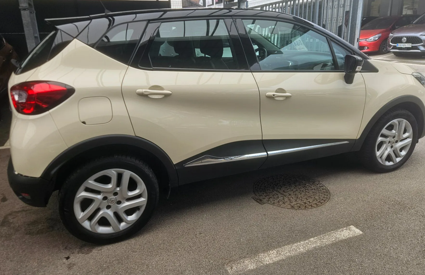 Zunanja slika - Renault Captur - TCe 90 Energy Dynamique - 4