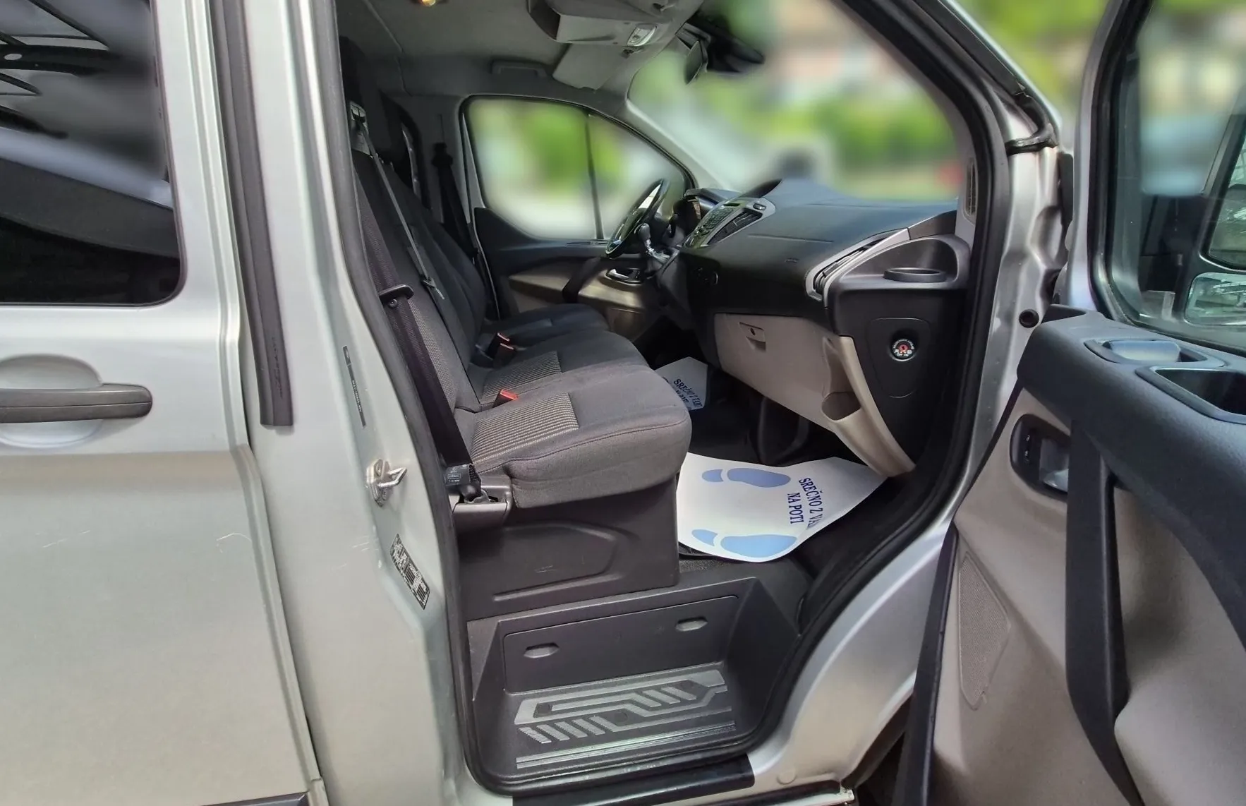 Zunanja slika - Ford E-Transit Custom - Transit Custom KOMBI FURGON TREND 2.0 170PS M6 L1-SLO-1.LAST-VK - 15
