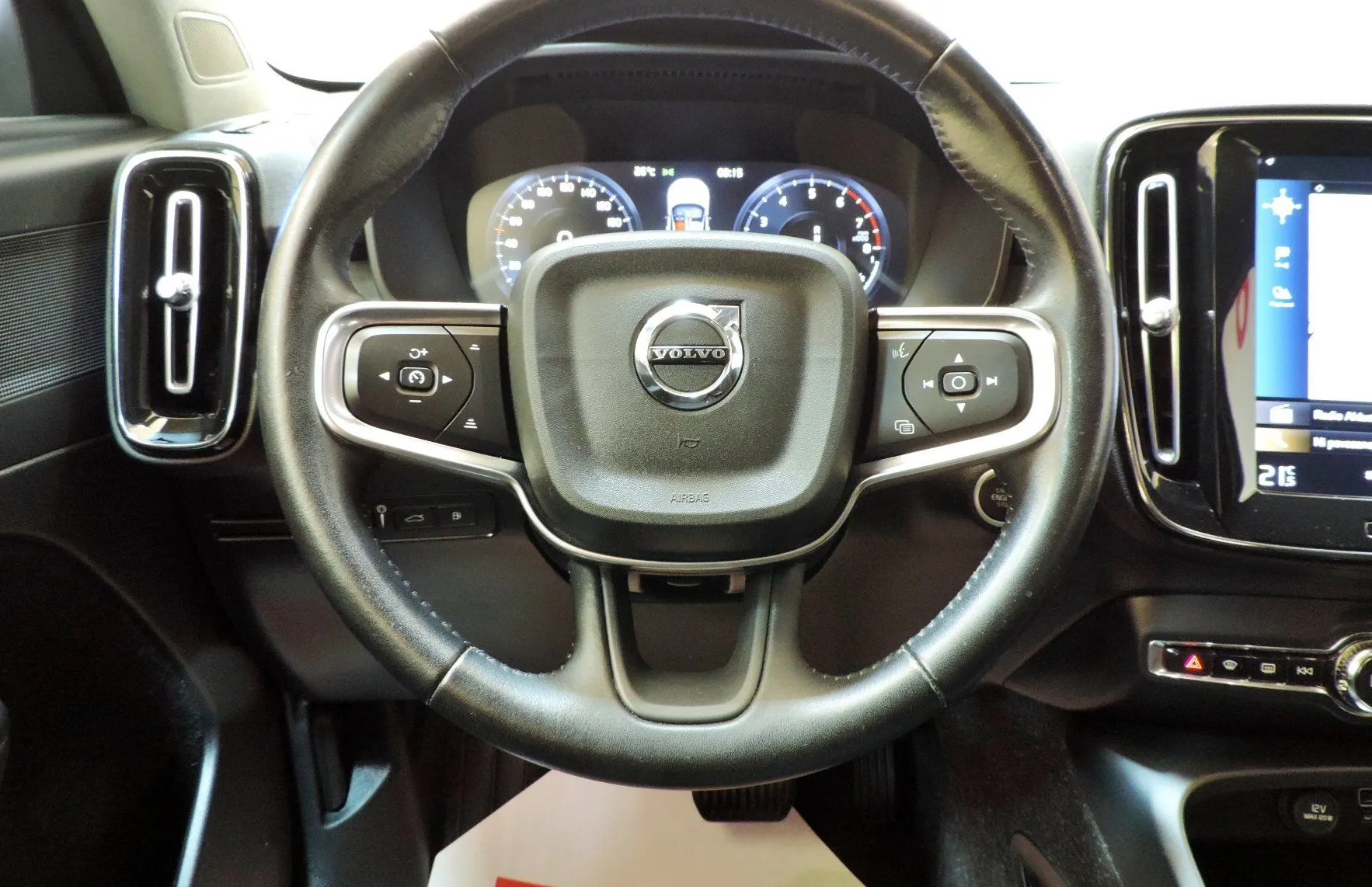 Zunanja slika - Volvo XC40 - T4 Recharge Twin Engine Inscription Avt. - 14