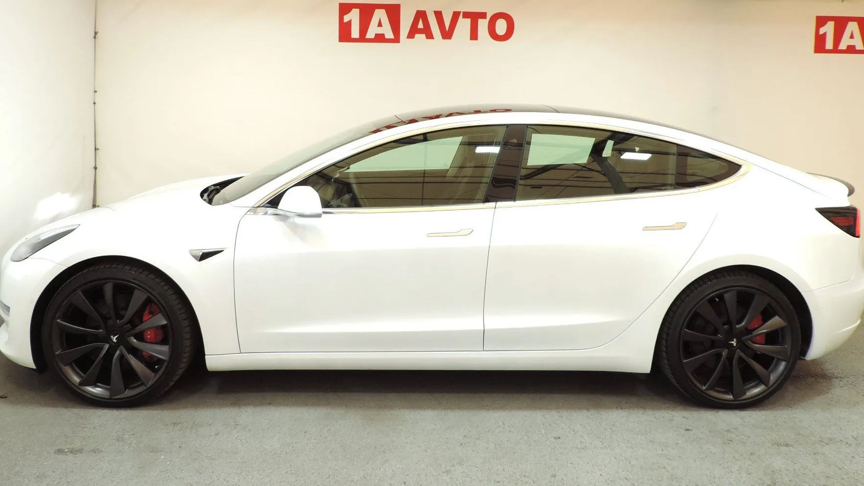 Zunanja slika - Tesla Model 3 - Performance AWD  Dual Motor 2x65 kW - 8