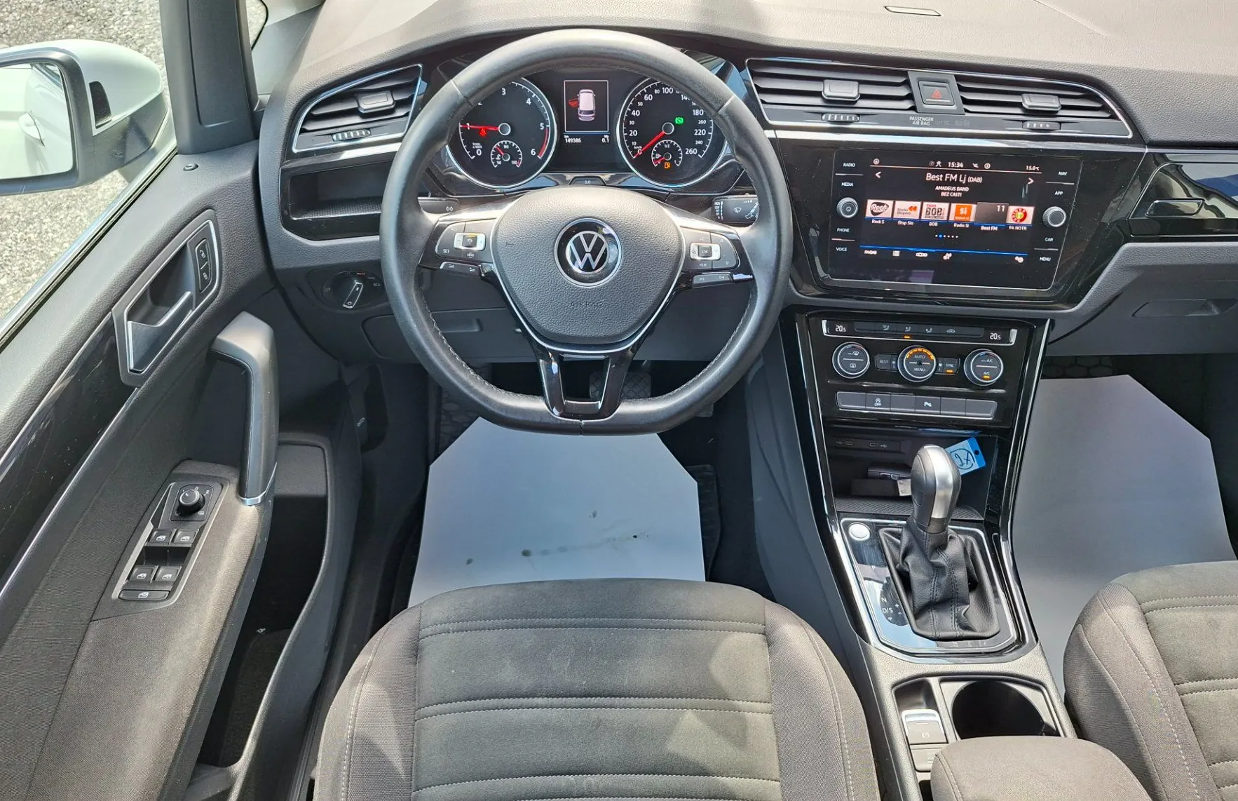 Zunanja slika - Volkswagen Touran - 2.0 TDI R-Line Edition DSG -1.Lastnik-Slo. poreklo - 10