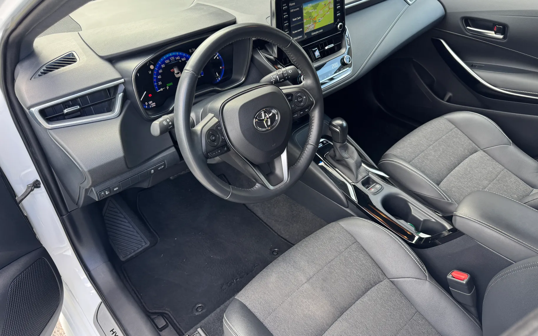 Notranja slika - Toyota Corolla - Toyota - 6