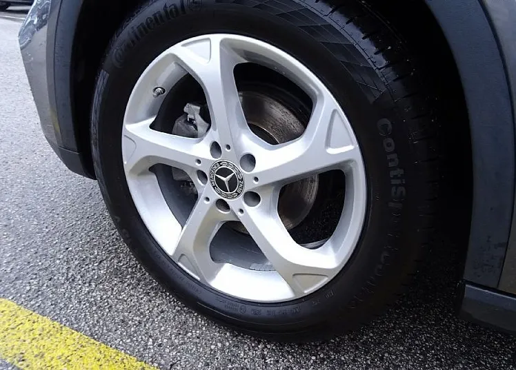 Zunanja slika - Mercedes-Benz GLA-Razred - GLA 180 AVT.-122KM - KOT NOV -NAVI-GRETJE SEDEŽEV - 7