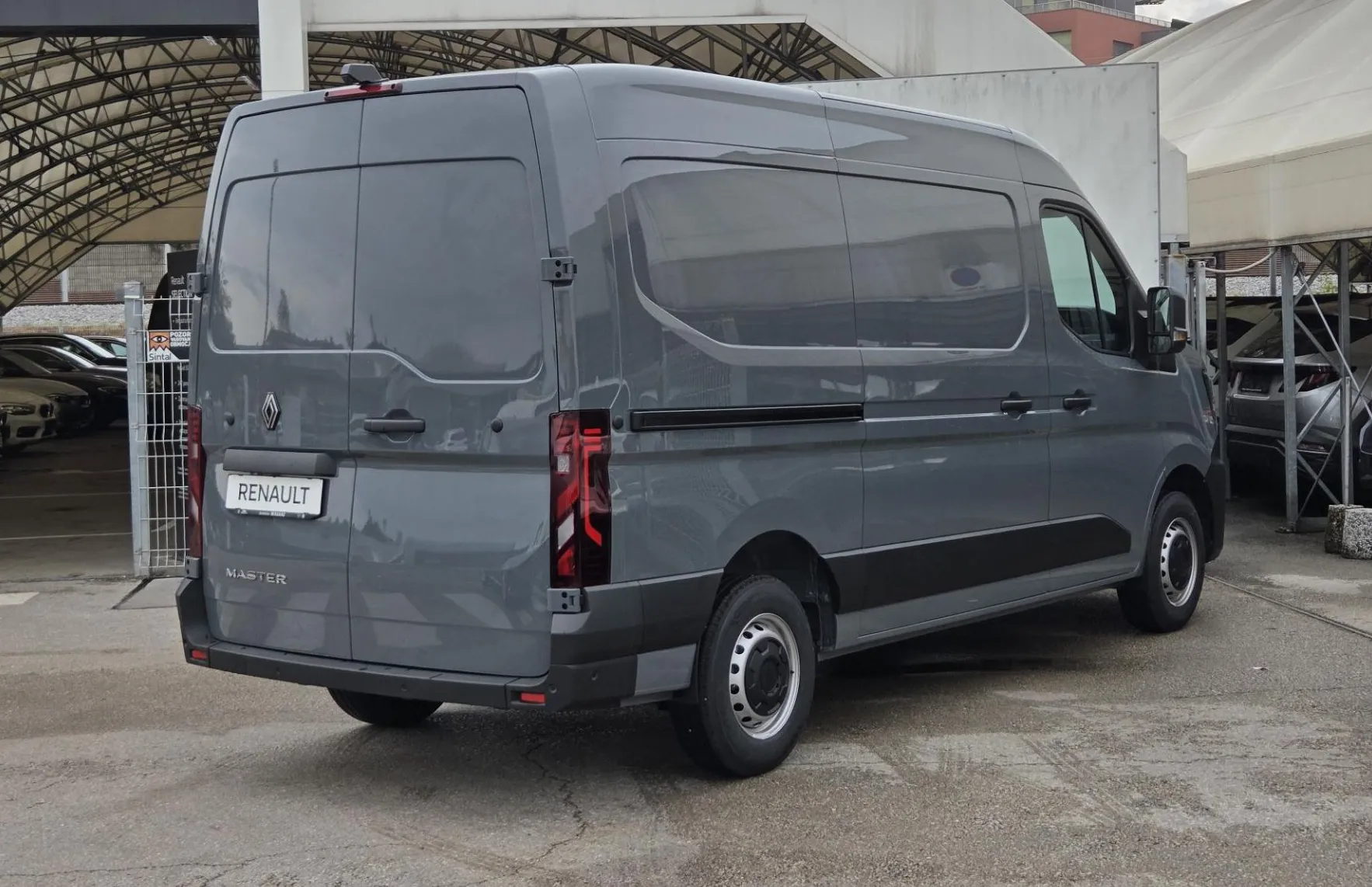 Zunanja slika - Renault Master - L3H2P2 150 dCi - 4