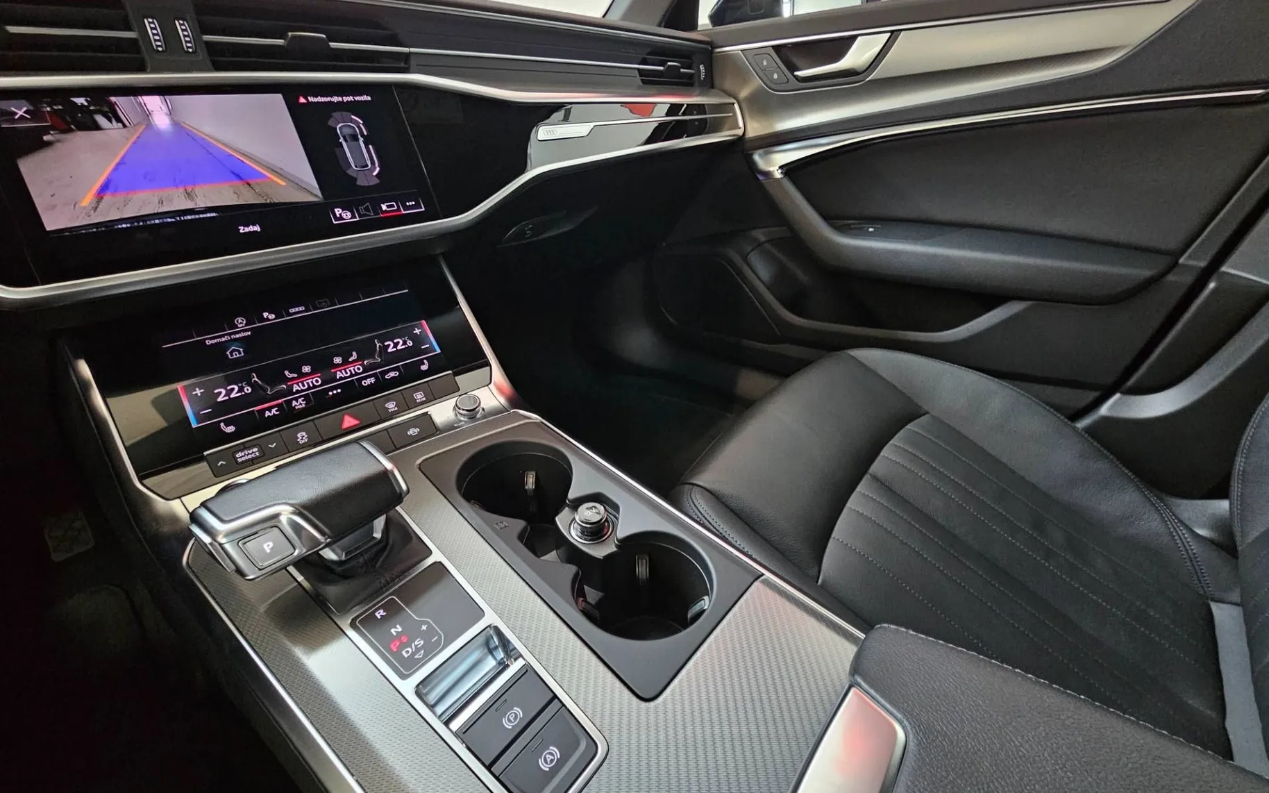 Notranja slika - Audi A6 Avant - 40 TDI Design S tronic - 8