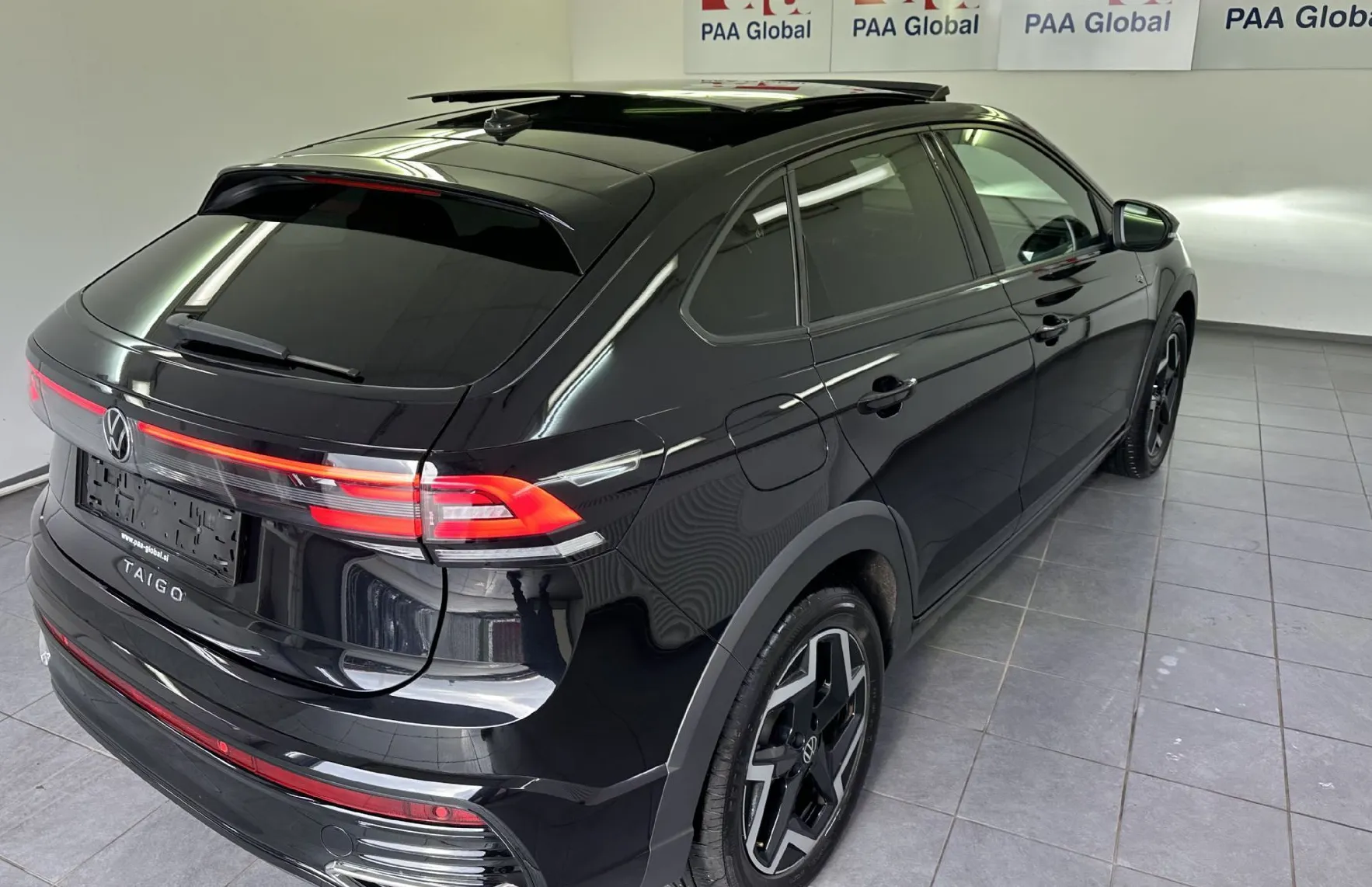 Zunanja slika - Volkswagen Taigo - 1.0 TSI R-Line 85.PANORAMA.LED.2025.SAMO 22.000 KM - 16