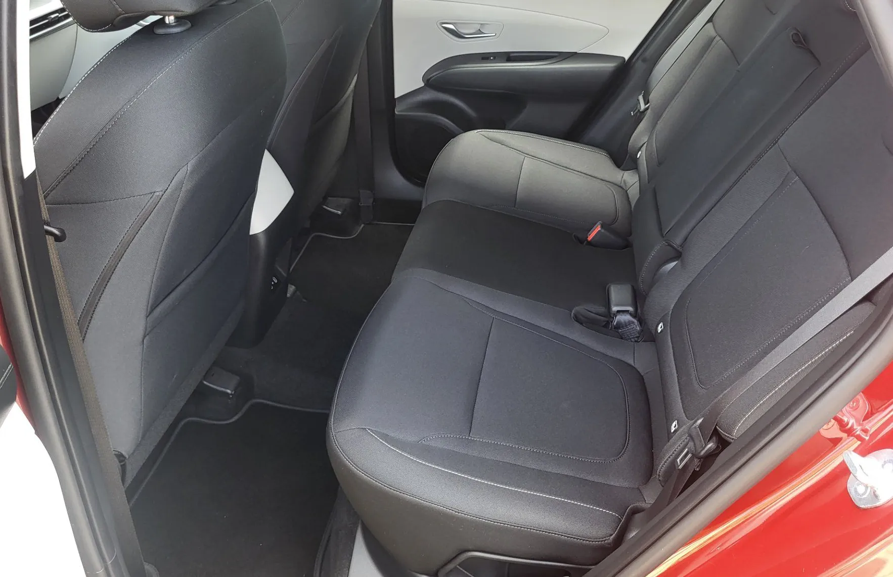 Zunanja slika - Hyundai Tucson - 1.6 T GDI Premium slo-1last-acc-navi-pdc-alu-kamer - 17