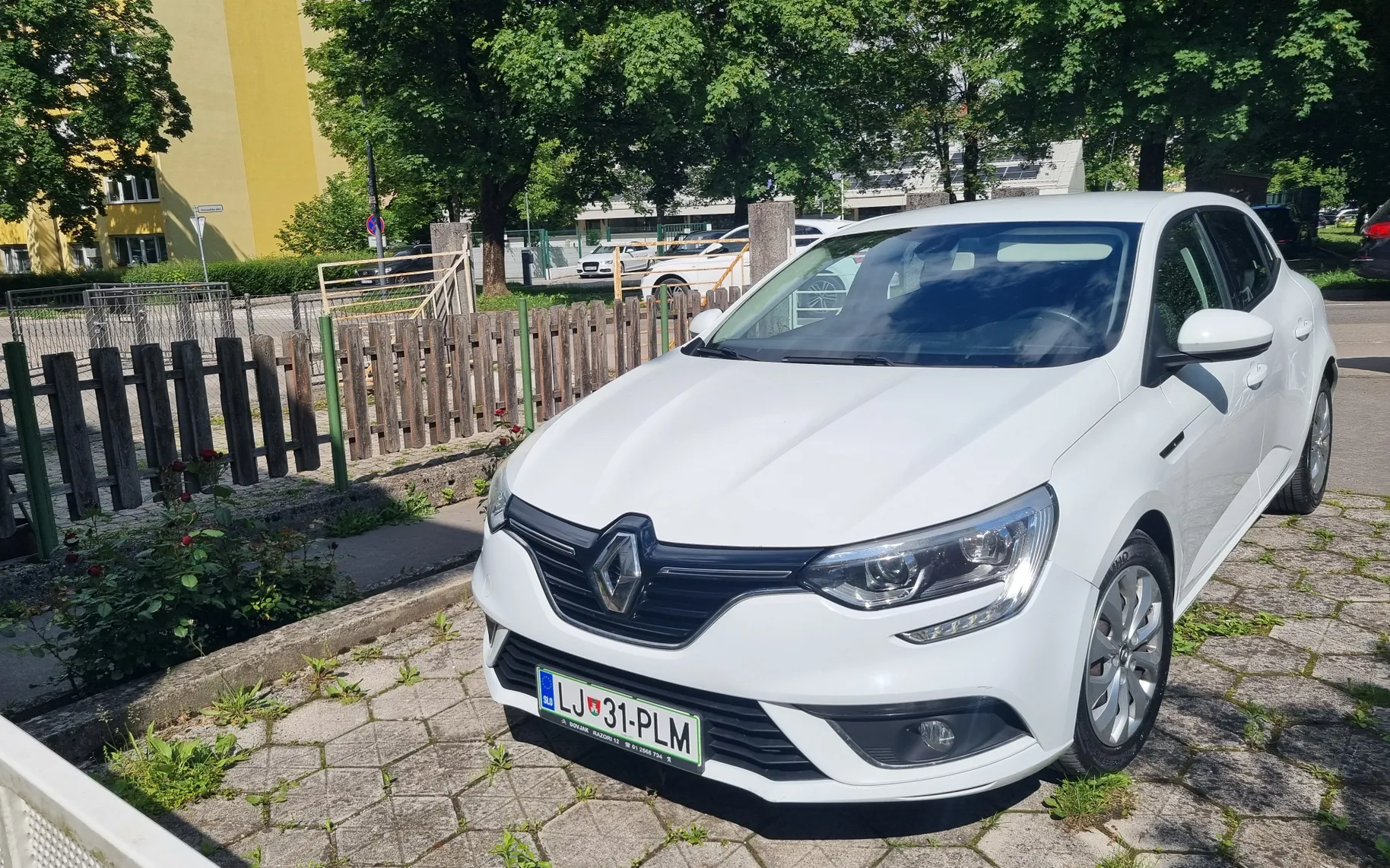 Zunanja slika - Renault Mégane - Z dvižnimi vrati zadaj - 5