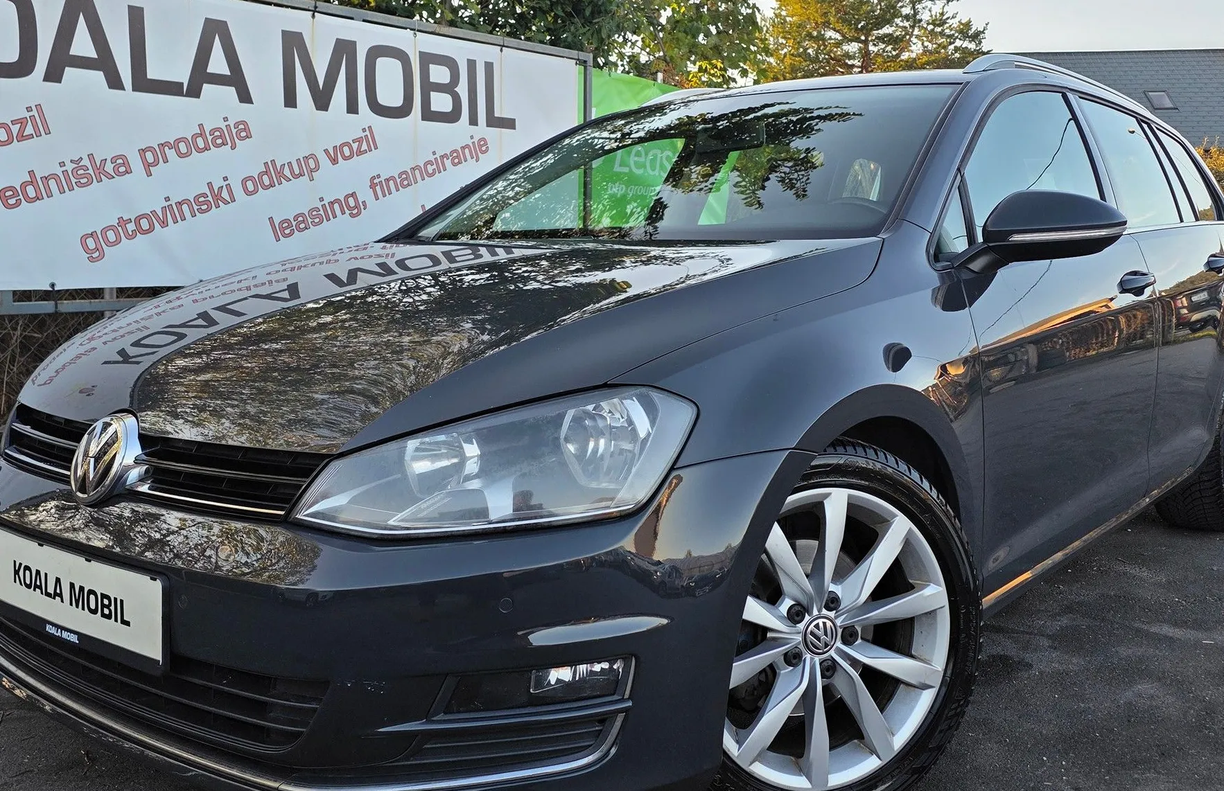 Zunanja slika - Volkswagen Golf - Variant 1.6 TDI BMT HIGHLINE NAVI-PDC-ALU PLATIŠČA - 18