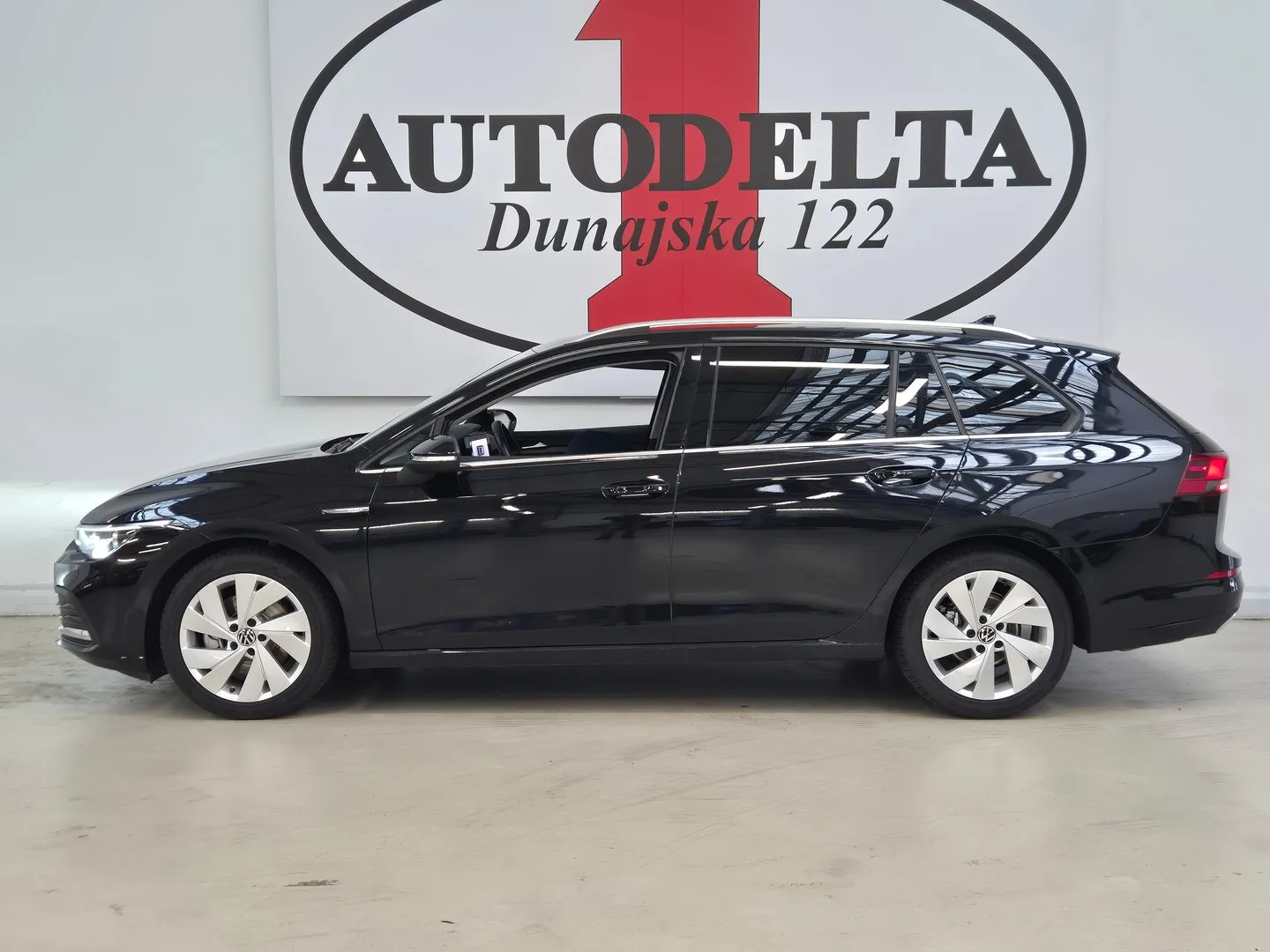 Zunanja slika - Volkswagen Golf - Variant Style 2.0 TDI DSG - 3