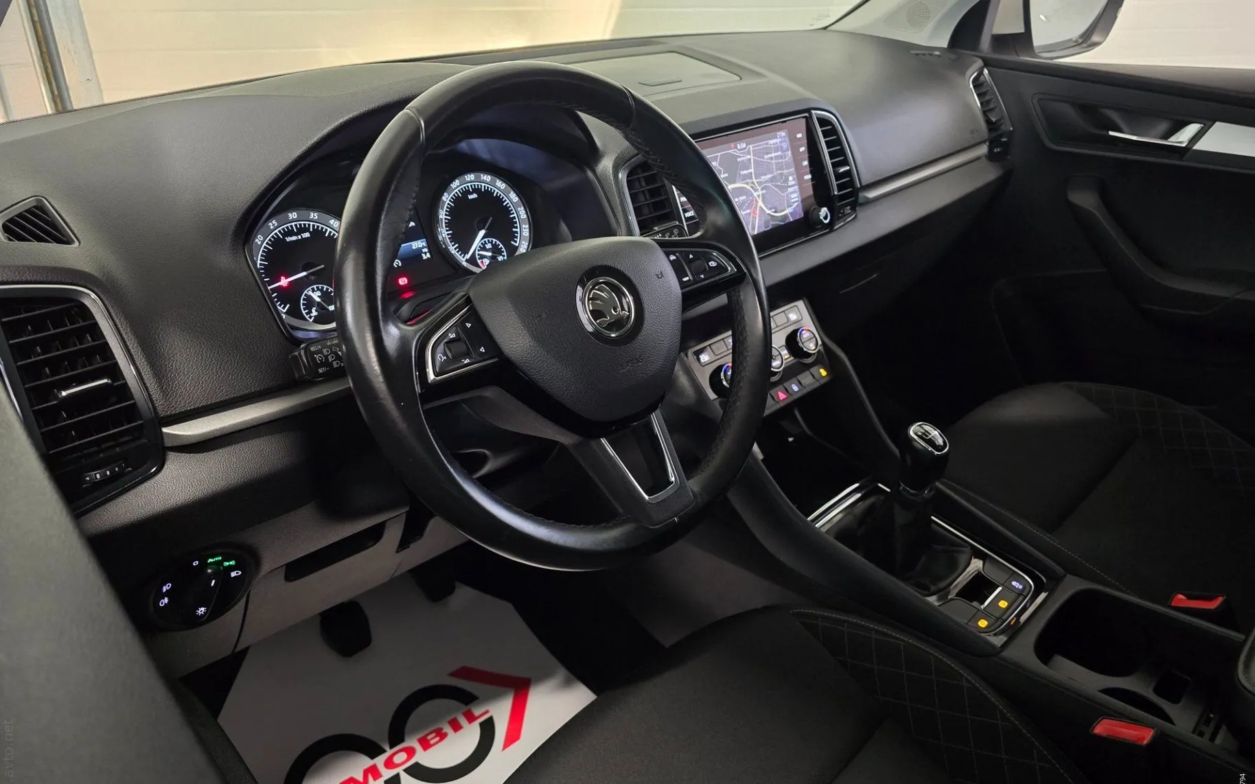 Notranja slika - Škoda Karoq - 1.6 TDI Ambition - 10