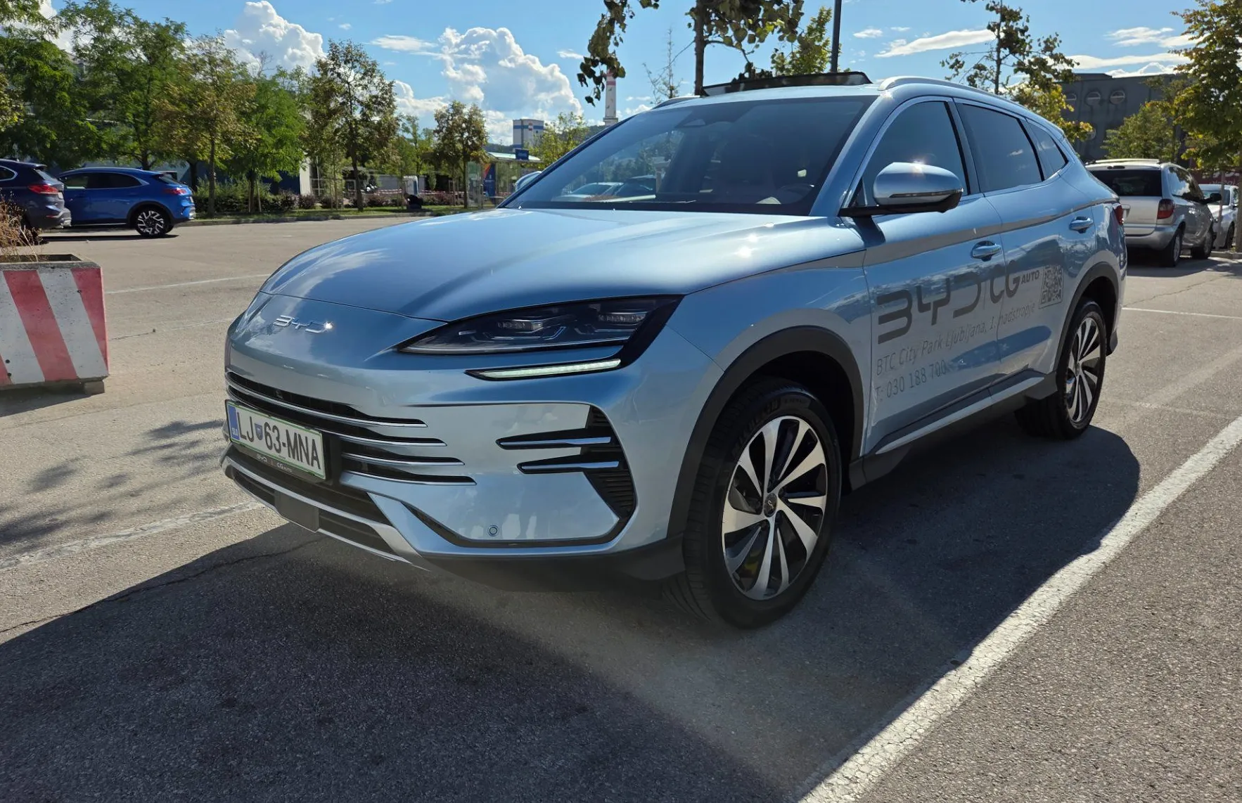 Zunanja slika - BYD SEAL U - DM-i PHEV 18.3kWh AWD Design - 1