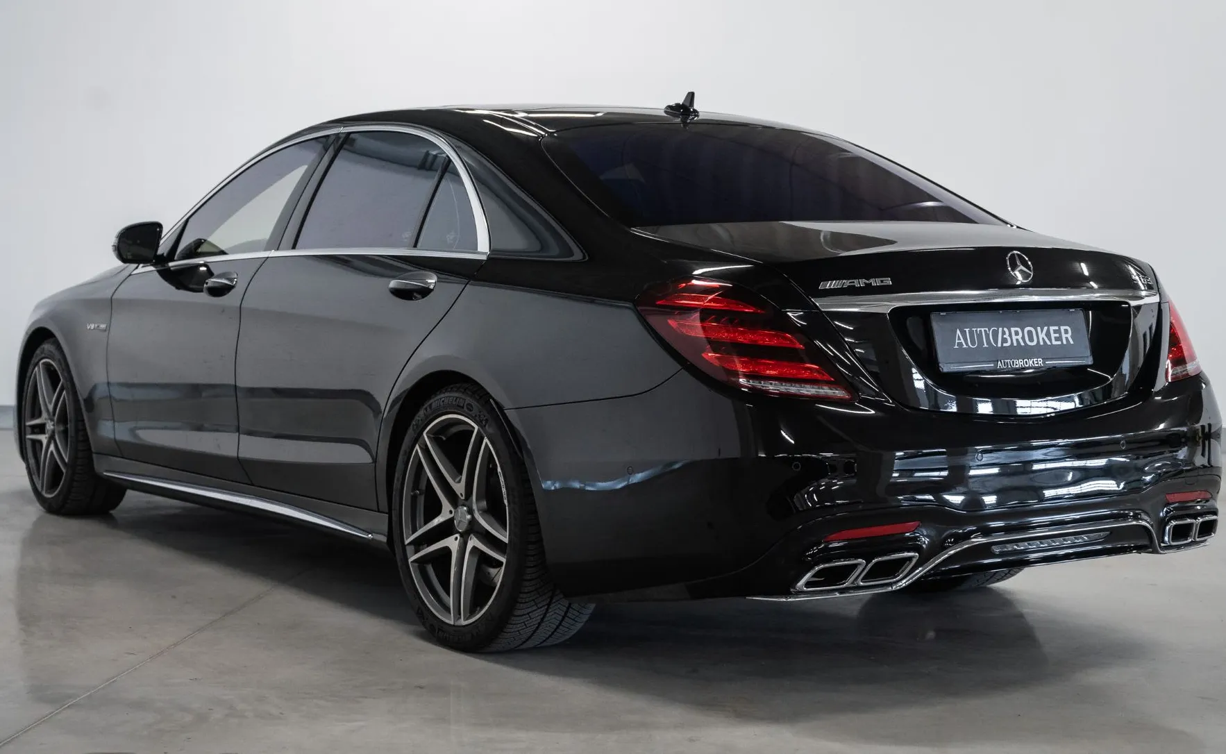 Zunanja slika - Mercedes-Benz S-Razred - S 63 AMG 4MATIC+ L - 7