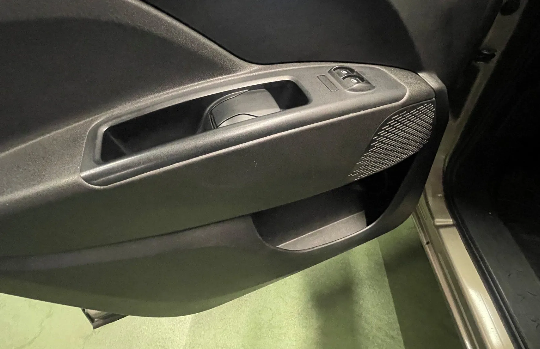 Zunanja slika - Fiat Doblo - SX CARGO 1.6 MULTIJET 77 KW NAVI.KAMERA.TEMP - 18