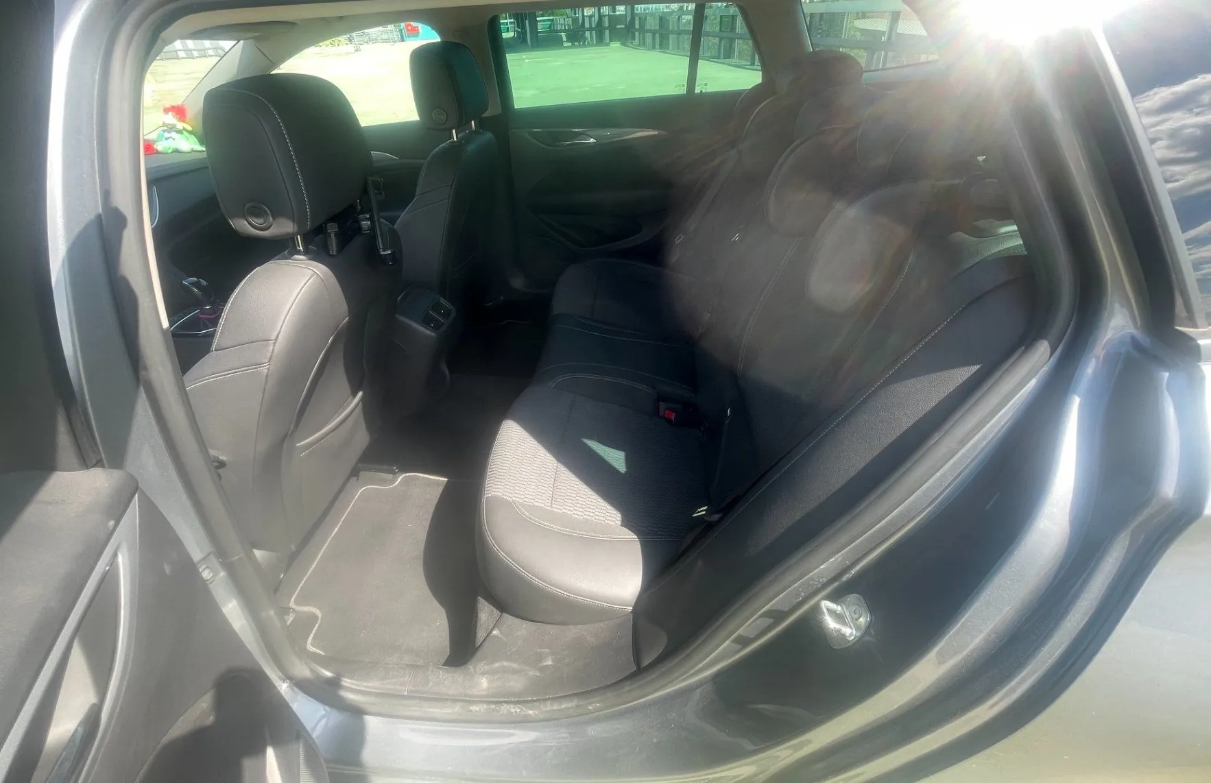 Zunanja slika - Opel Insignia - Sports Tourer 1.6 CDTi ecoTEC NAVI.2XPDC.KAMERA - 16