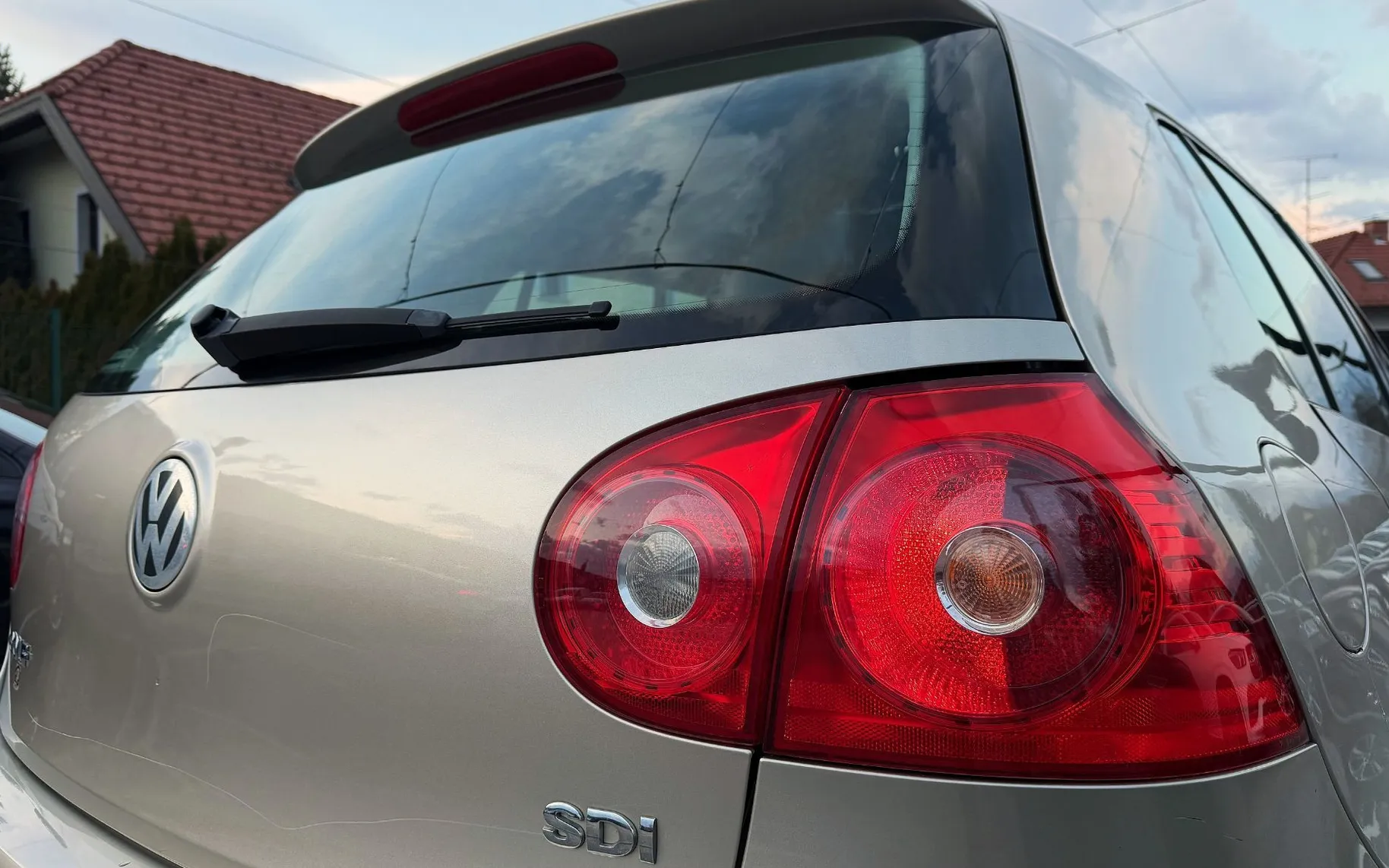 Zunanja slika - Volkswagen Golf - 2.0 SDI SLO.VOZILO 2.LASTNIK AVTO.KLIMA ALU15 - 14