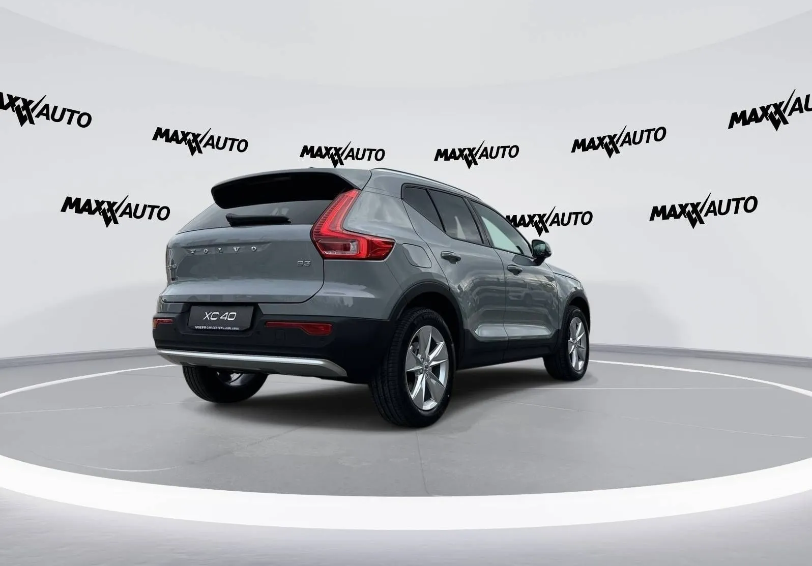 Zunanja slika - Volvo XC40 - B3P Core Avt - 7