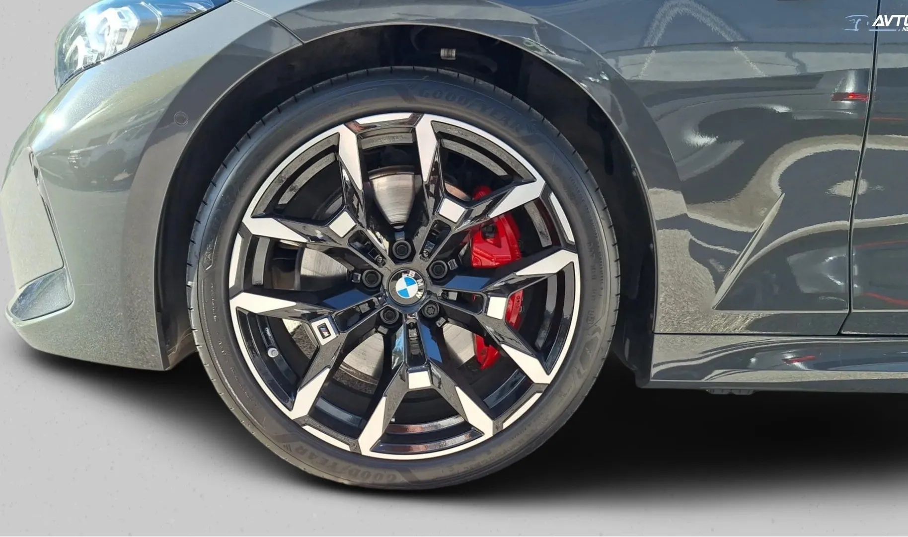 Zunanja slika - BMW Serija 3 - 330d xDrive Touring - 4