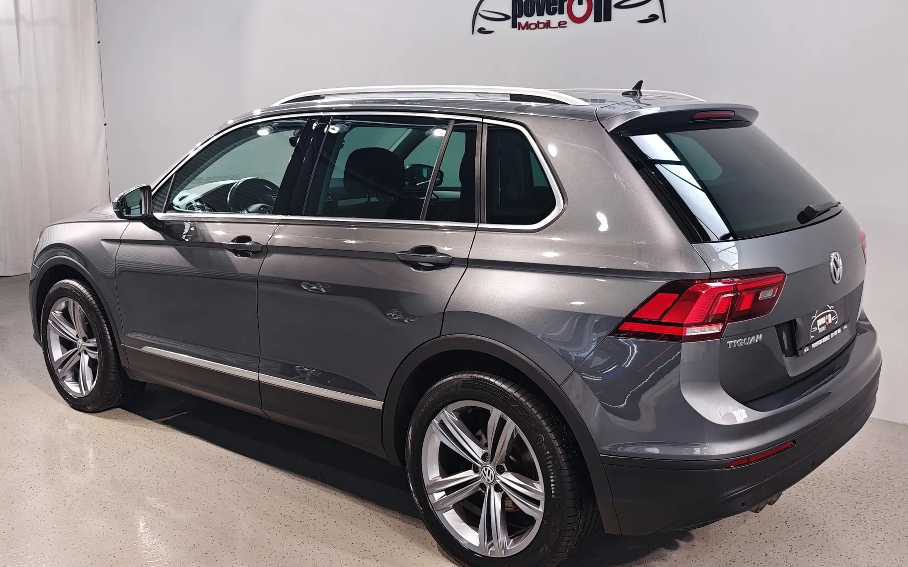Zunanja slika - VW Tiguan - 2.0 TDI SCR BMT Comfort Edition 110kW DSG NAVI ACC - 3